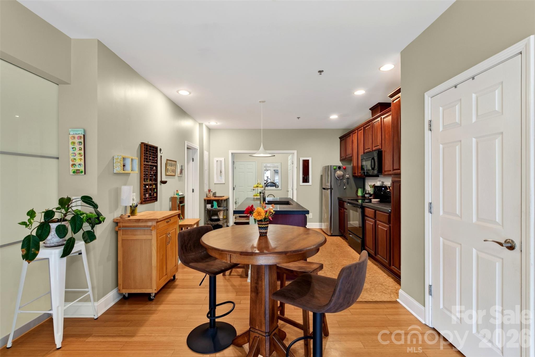 Condominium at 600 N Skyloft Drive, Asheville, photo 2 of 27