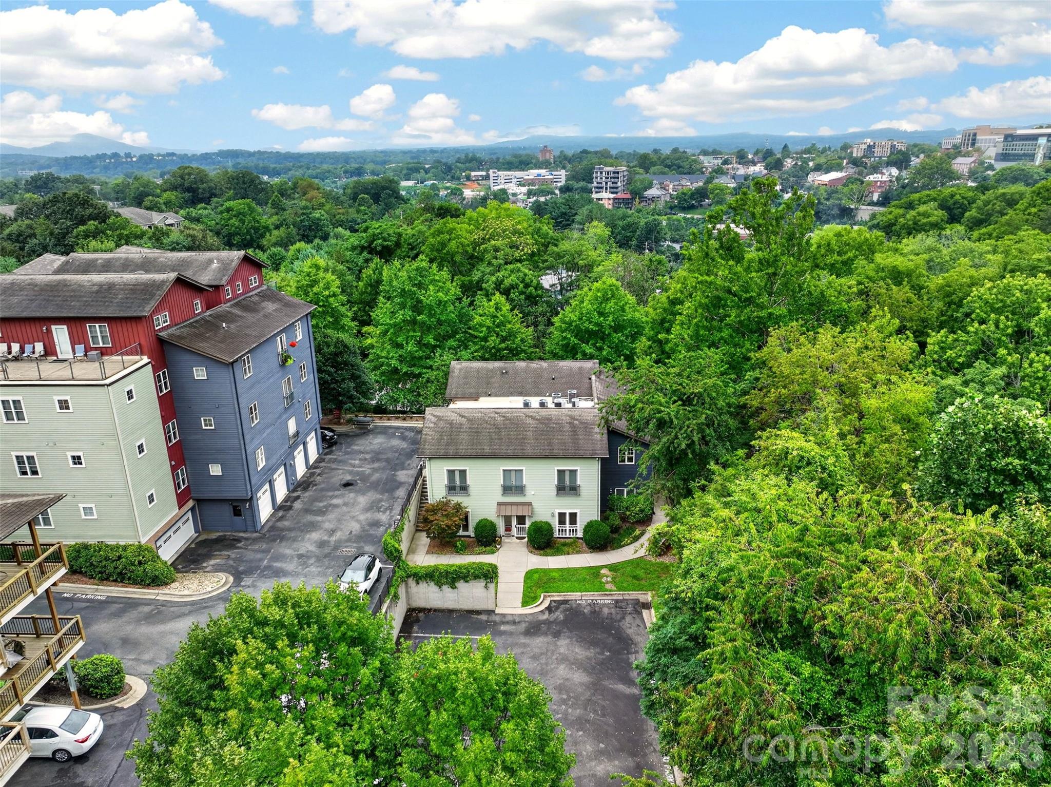 Condominium at 600 N Skyloft Drive, Asheville, photo 21 of 27
