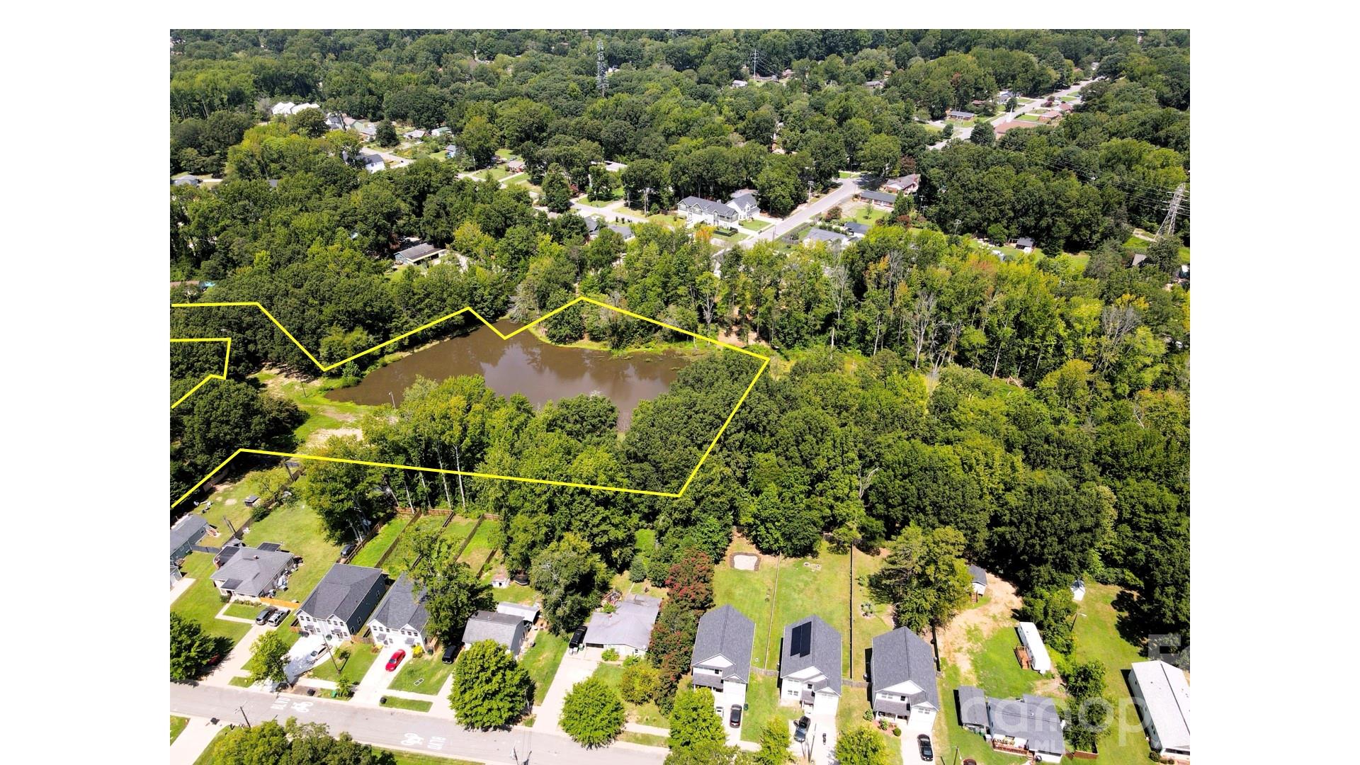 Acreage at 524 Dawn Circle, Charlotte, photo 9 of 48