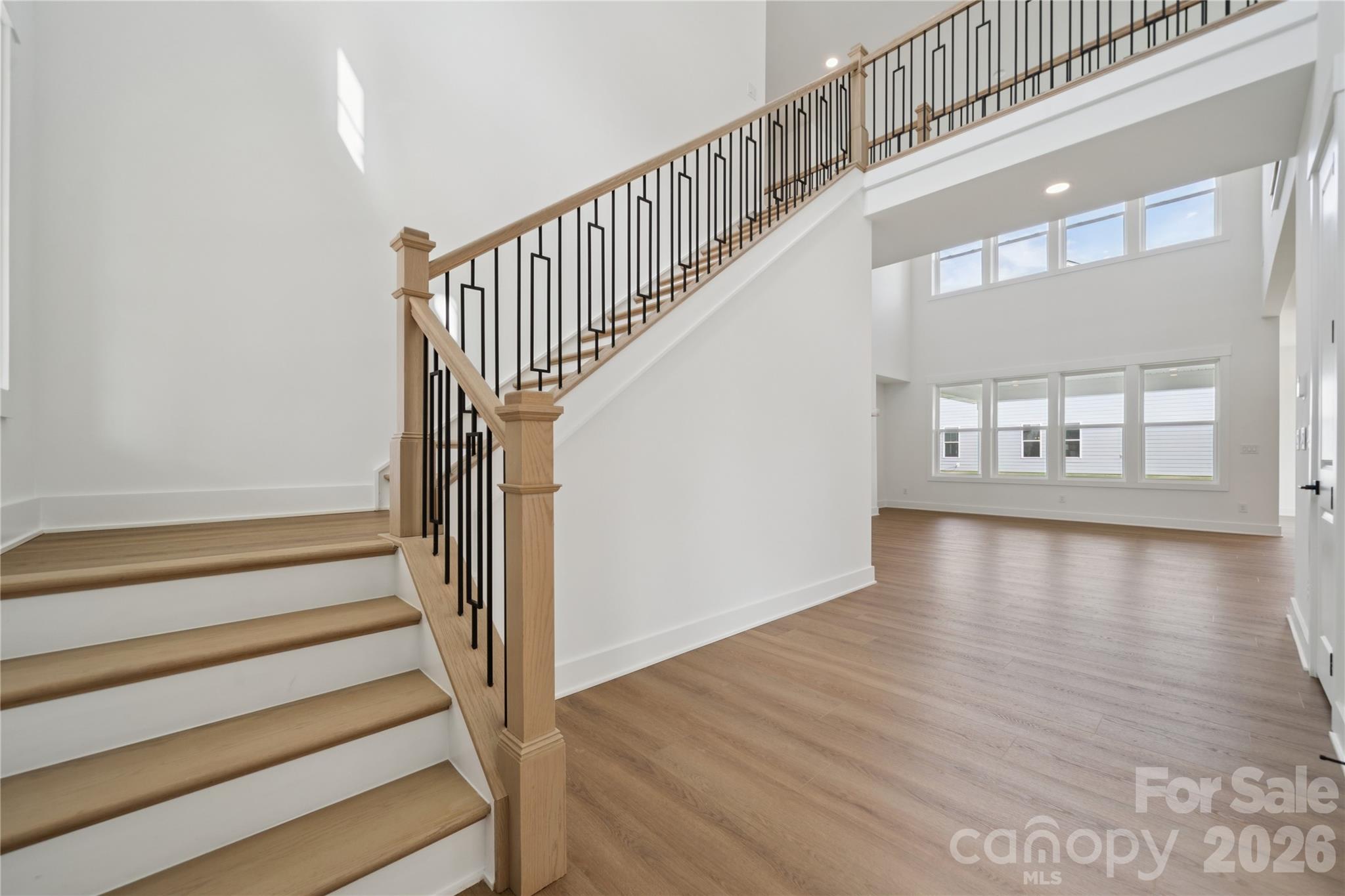 Single Family Residence at 5452 Vernon Ridge Road, Huntersville, photo 2 of 27