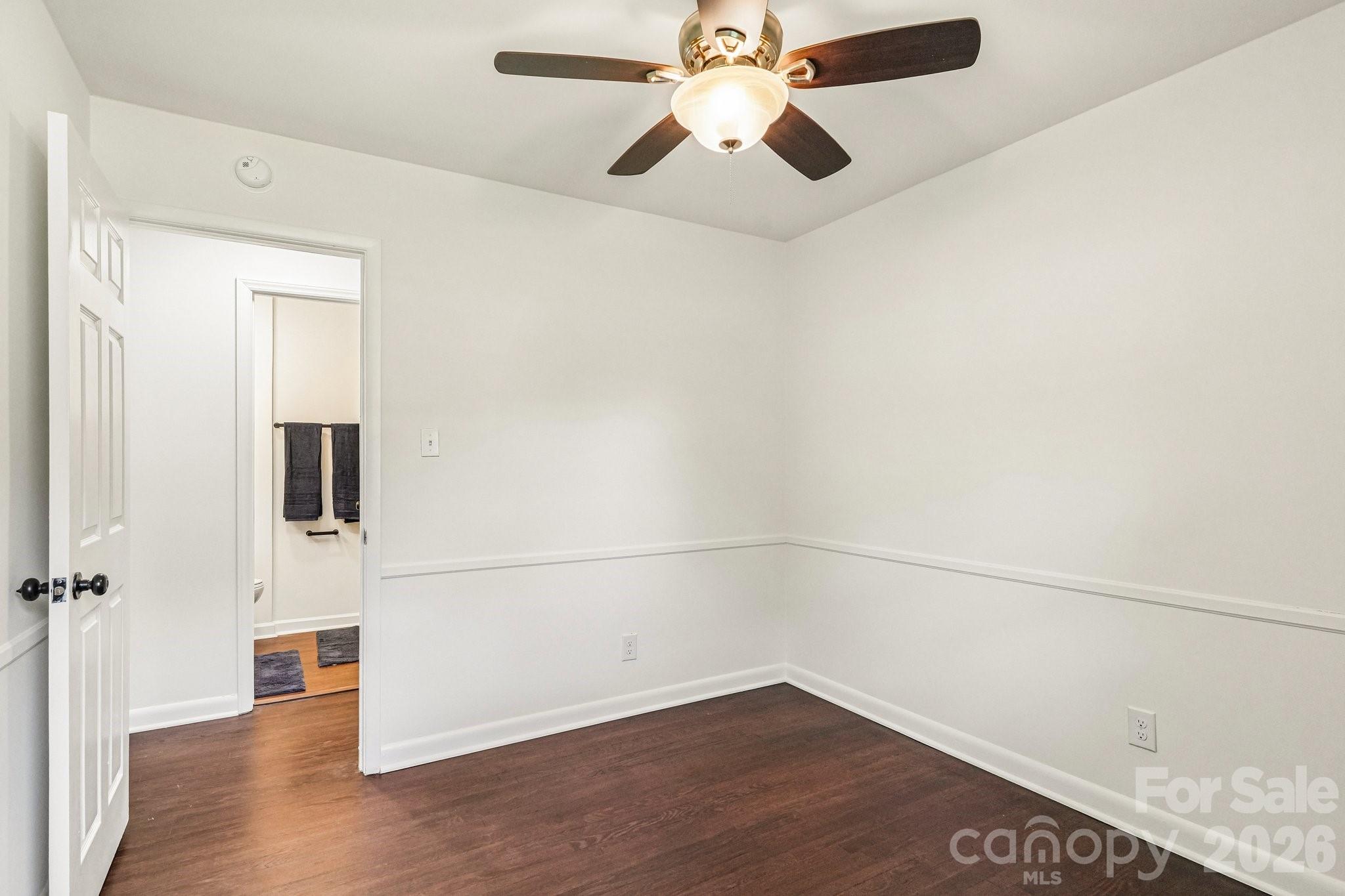Single Family Residence at 1443 Lynhurst Drive, Gastonia, photo 33 of 41