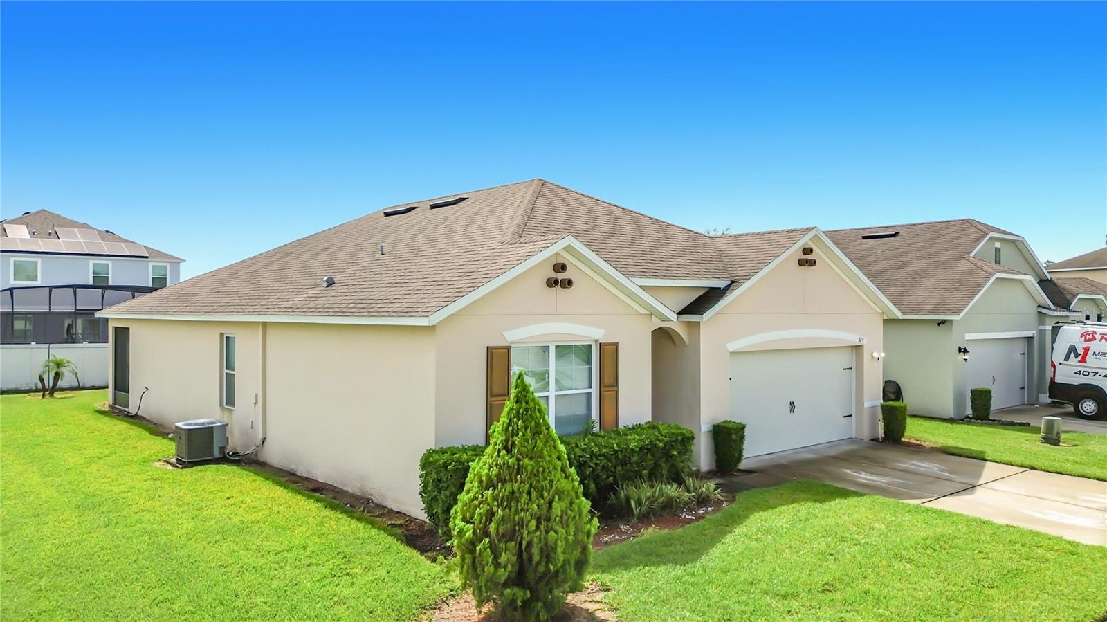 829 SHEEN CIR