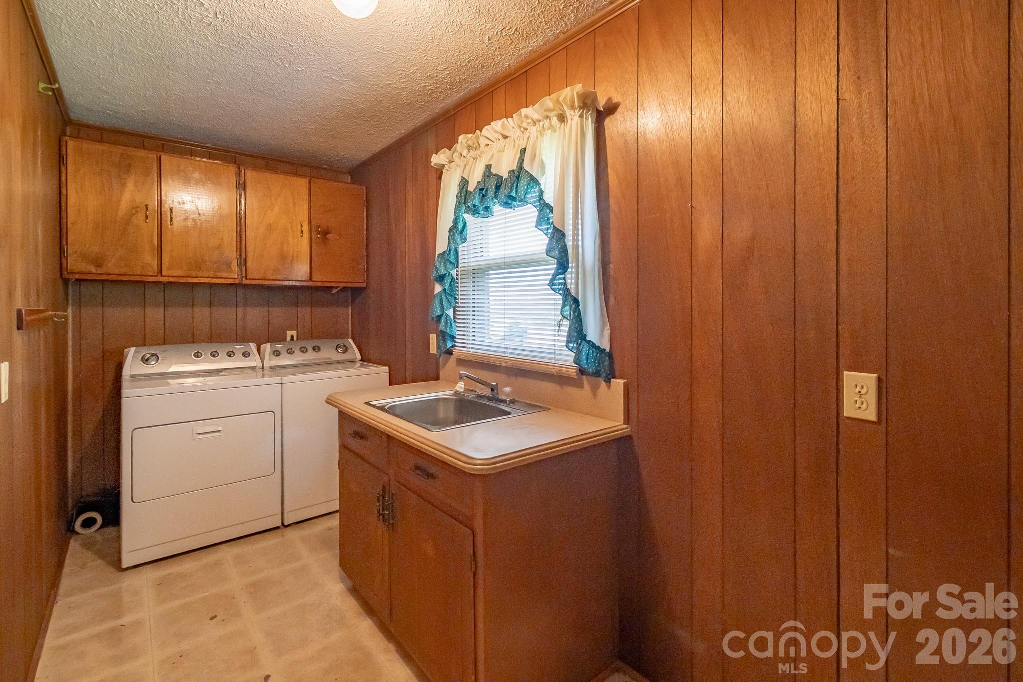 Single Family Residence at 6426 Deep Springs Road, Marshville, photo 23 of 32