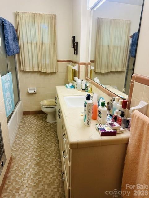 Bathroom Full - 1424 N Post Road, Shelby