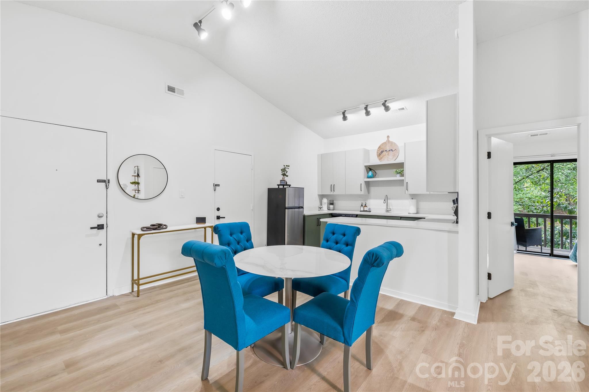 Condominium at 4130 Charlotte Highway, Lake Wylie, photo 6 of 27