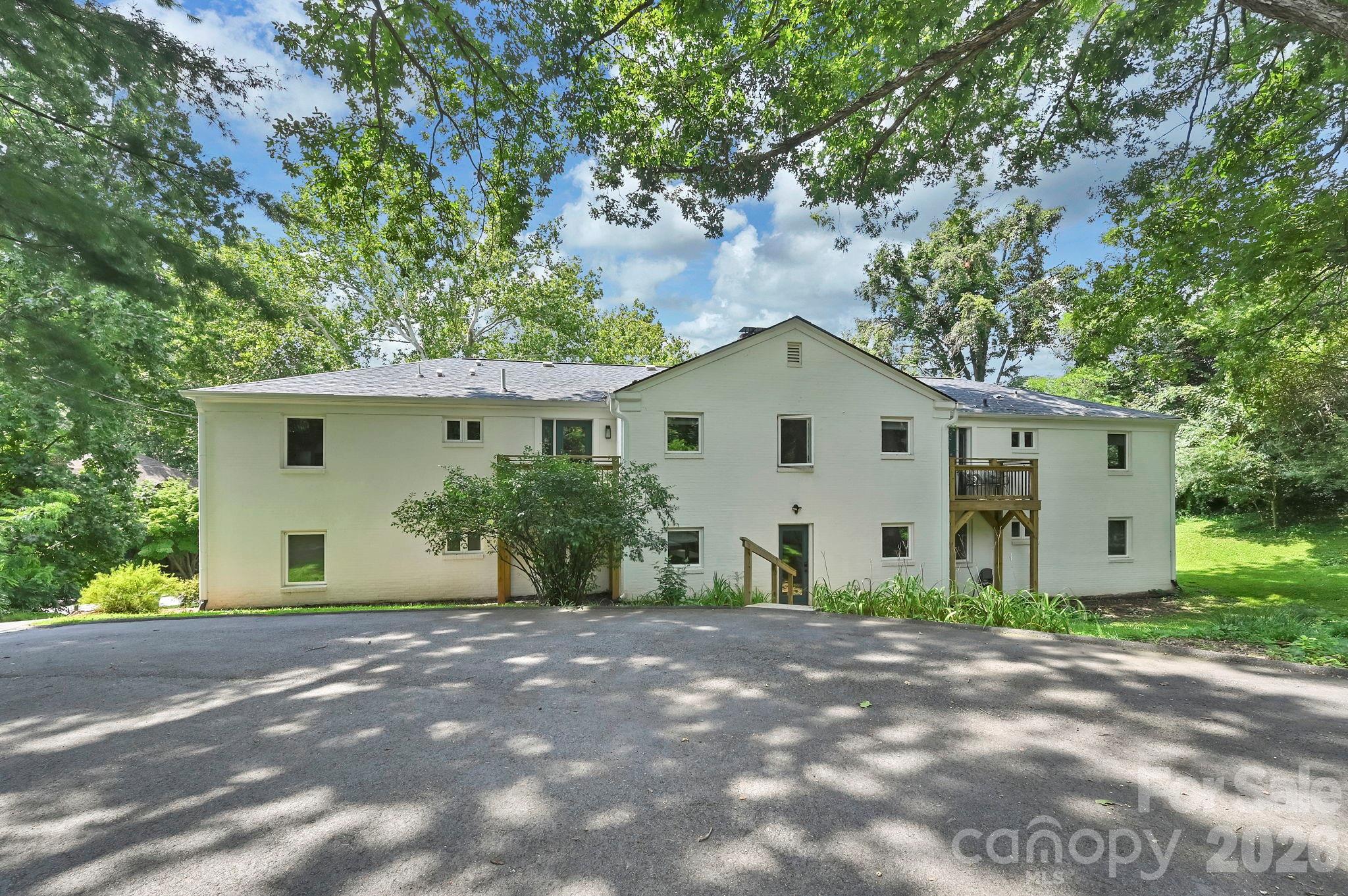 Condominium at 349 Country Club Road, Asheville, photo 16 of 33