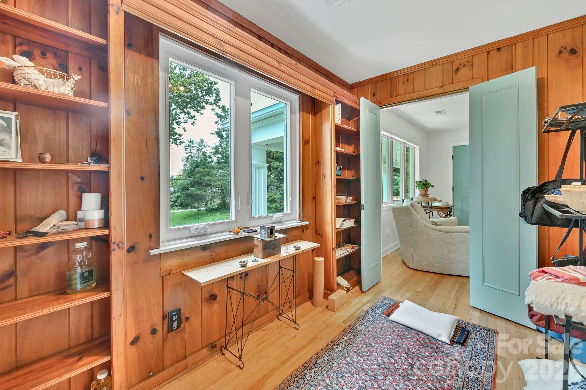 Bonus Room - 349 Country Club Road, Asheville