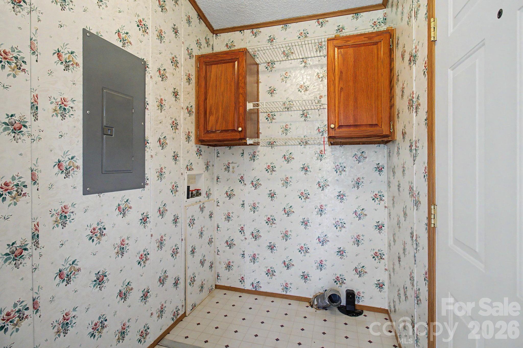Single Family Residence at 204 Red Birch Court, Hendersonville, photo 30 of 48