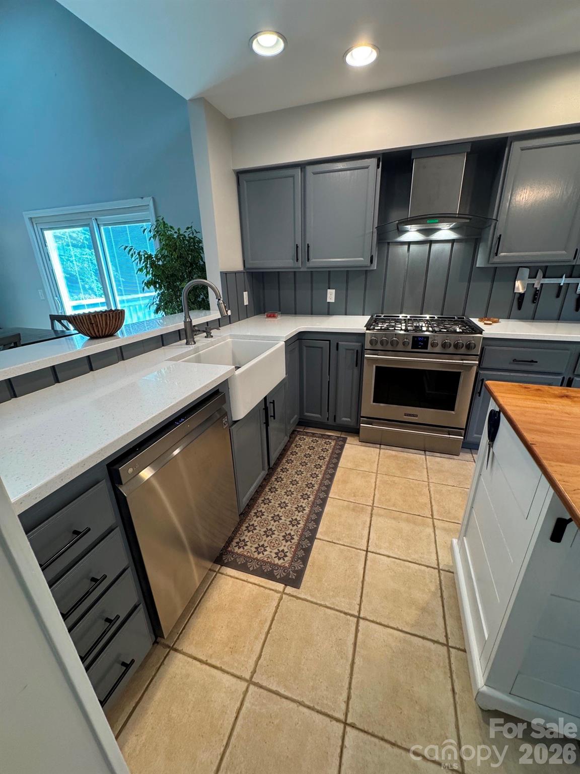 Kitchen - 501 Independence Trail, Morganton