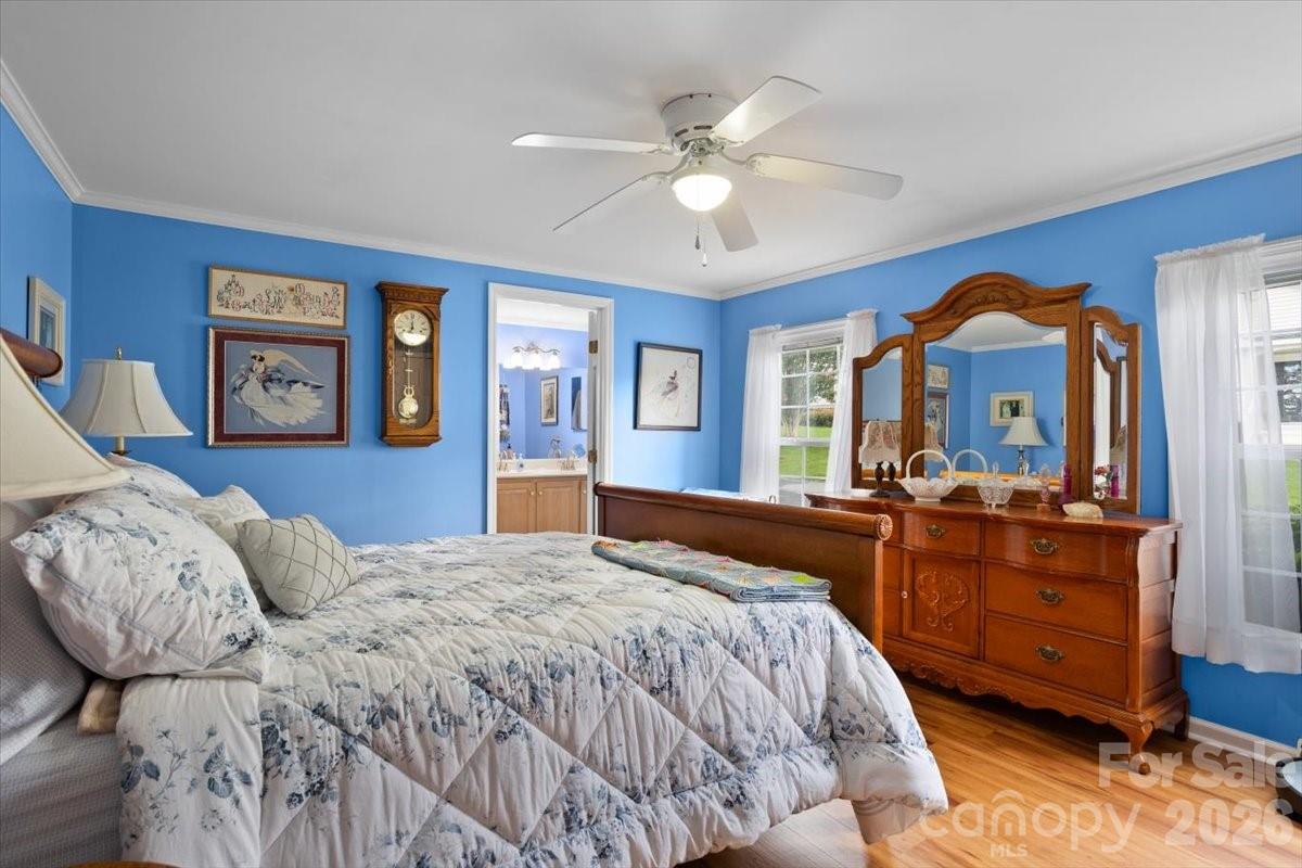 Single Family Residence at 39 Stephanie Lane, Hendersonville, photo 22 of 30