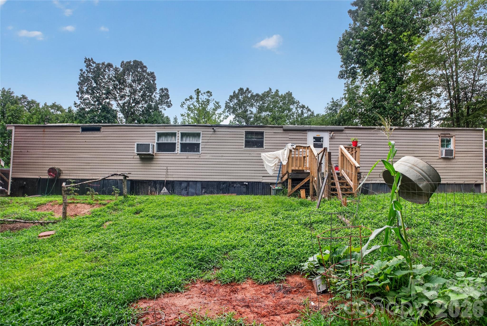 Single Family Residence at 997 Bethel Ridge Lane, Morganton, photo 2 of 27