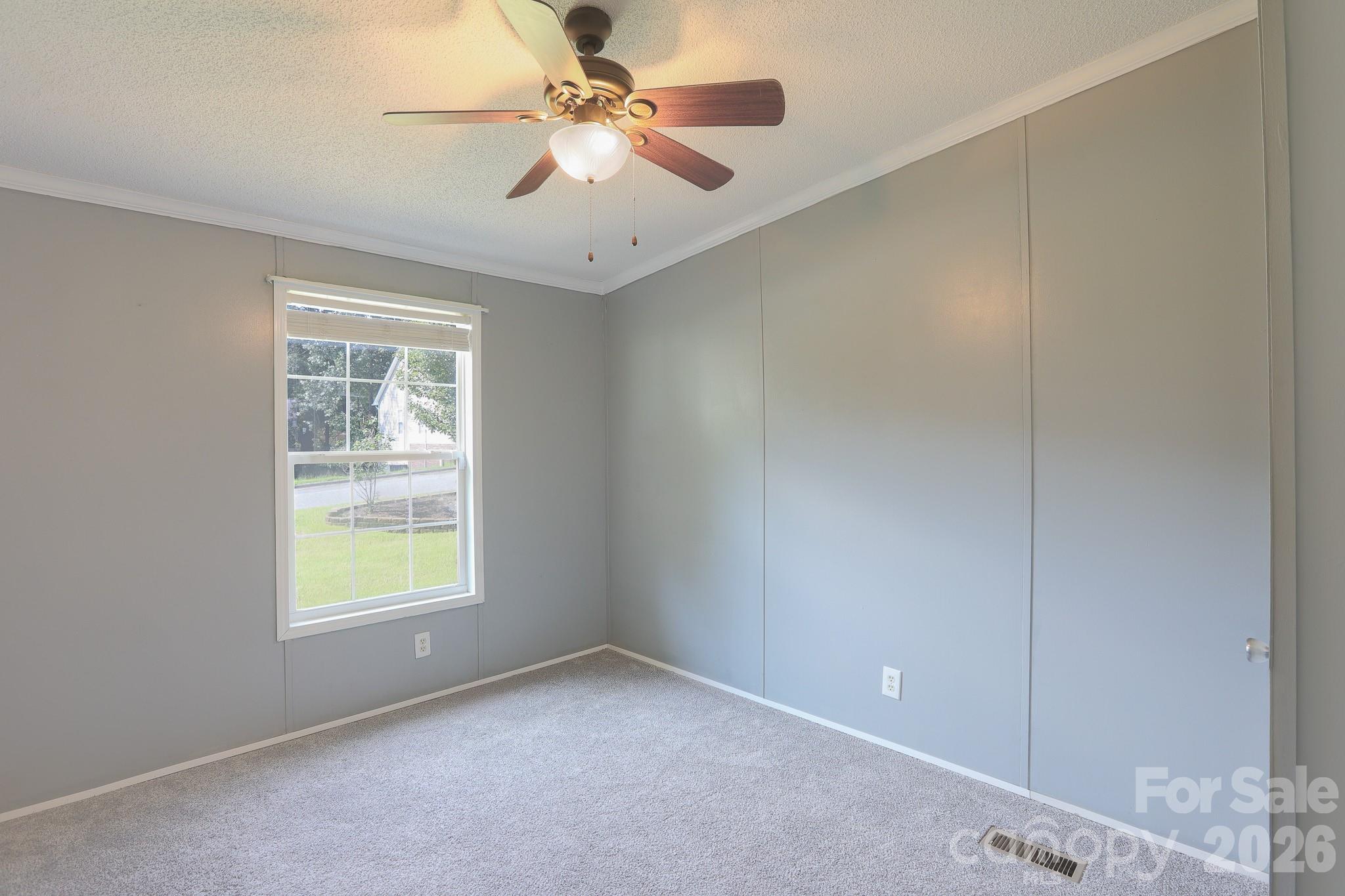 Single Family Residence at 2171 Brantley Creek Drive, Kannapolis, photo 11 of 20