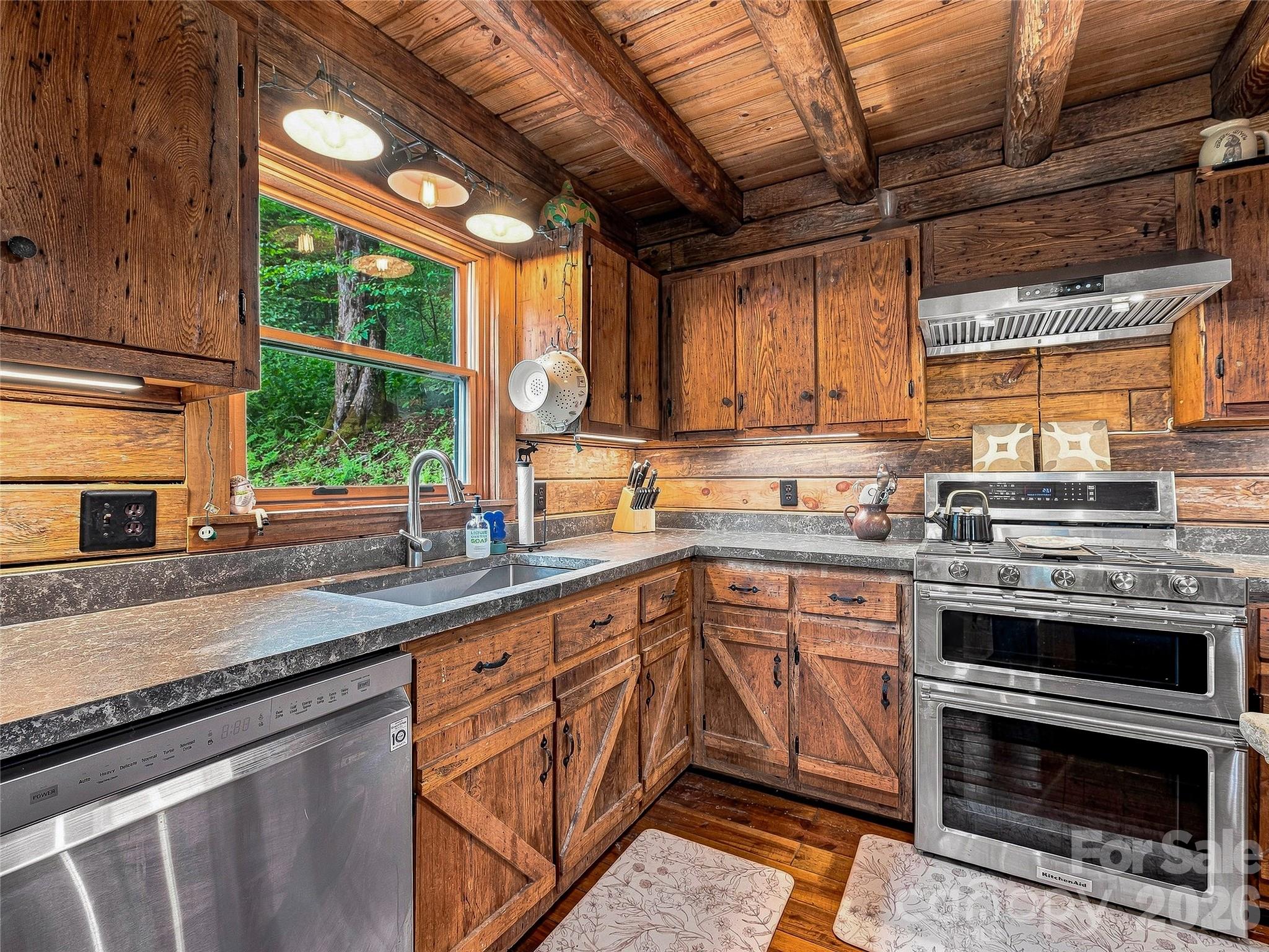Single Family Residence at 267 Trillium Lane, Mars Hill, photo 13 of 44