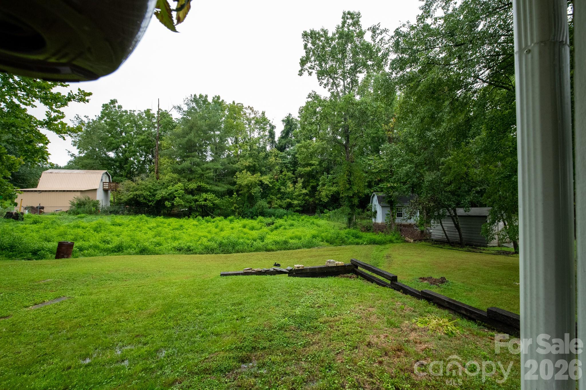 Single Family Residence at 409 Cottrell Hill Road, Lenoir, photo 10 of 27
