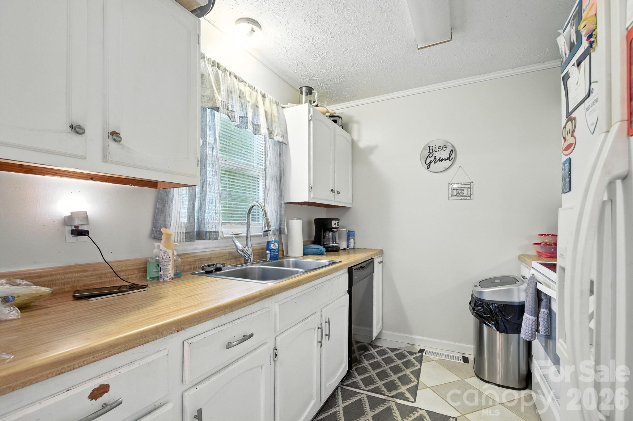 Single Family Residence at 409 Cottrell Hill Road, Lenoir, photo 19 of 27