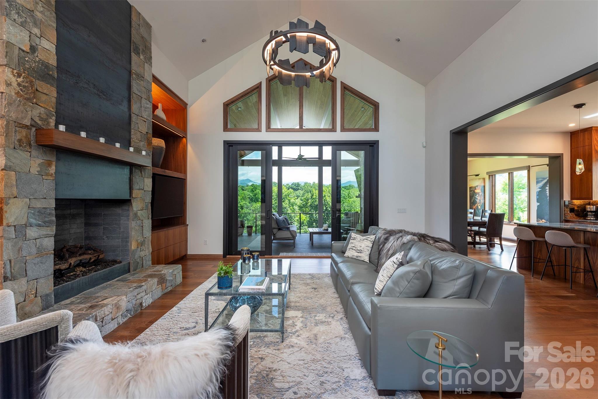 Designed with luxury and entertainment in mind - 158 Riverbend Forest Drive, Asheville