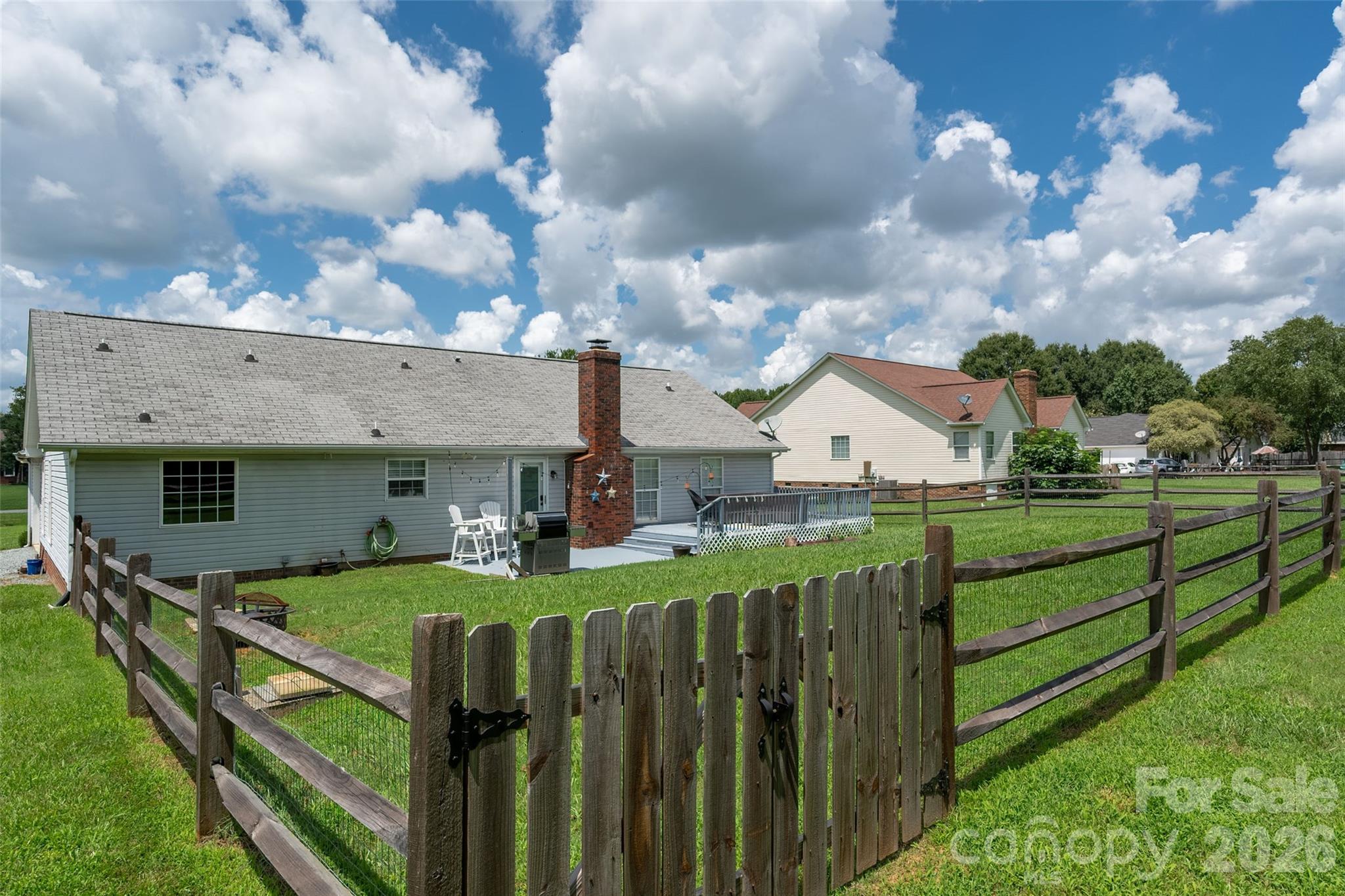 partially fenced - 3209 Monte Drive, Monroe