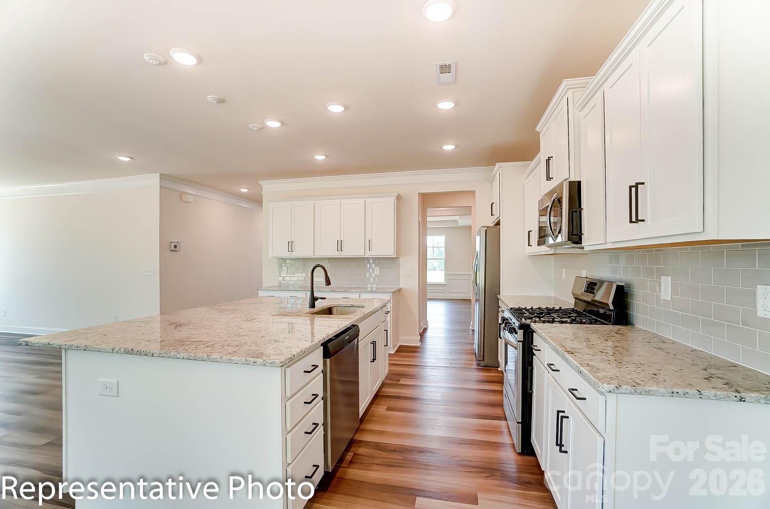 Single Family Residence at 5219 Devonshire Road, Denver, photo 14 of 28