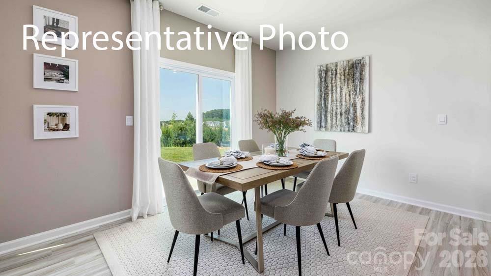 Single Family Residence at 628 17th Avenue Drive NE, Hickory, photo 8 of 28