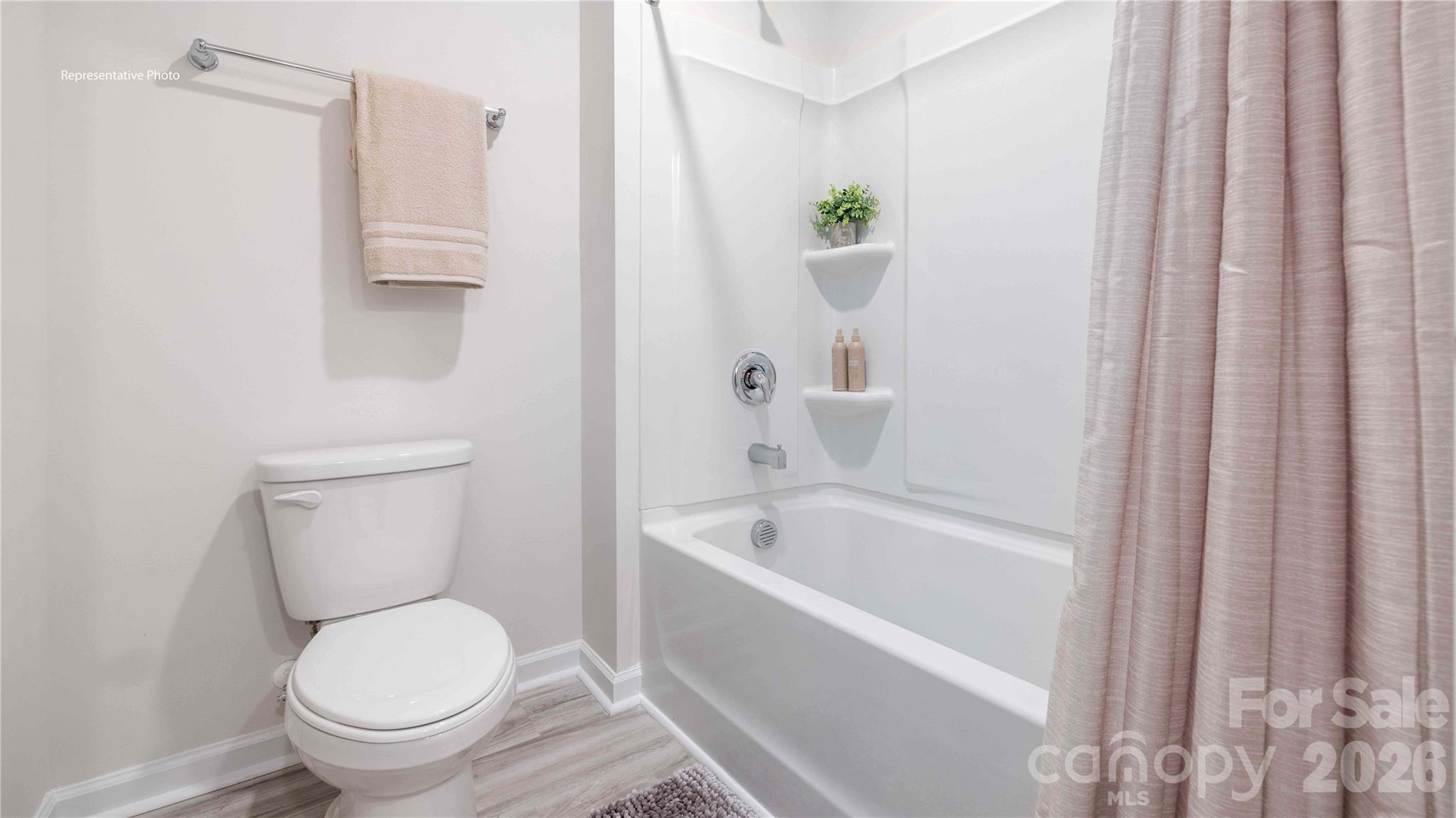 Single Family Residence at 628 17th Avenue Drive NE, Hickory, photo 21 of 28