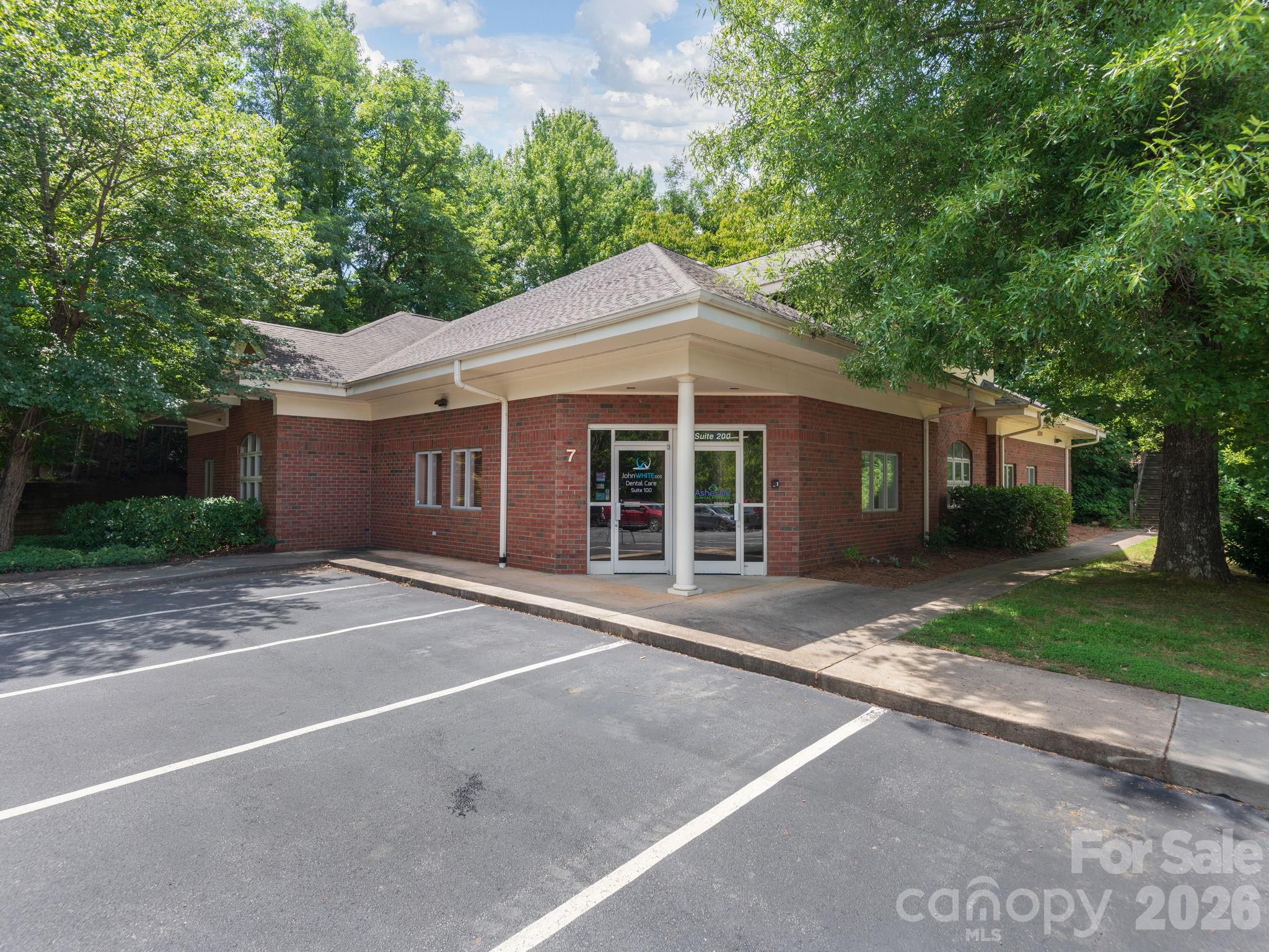 7 Walden Ridge Drive