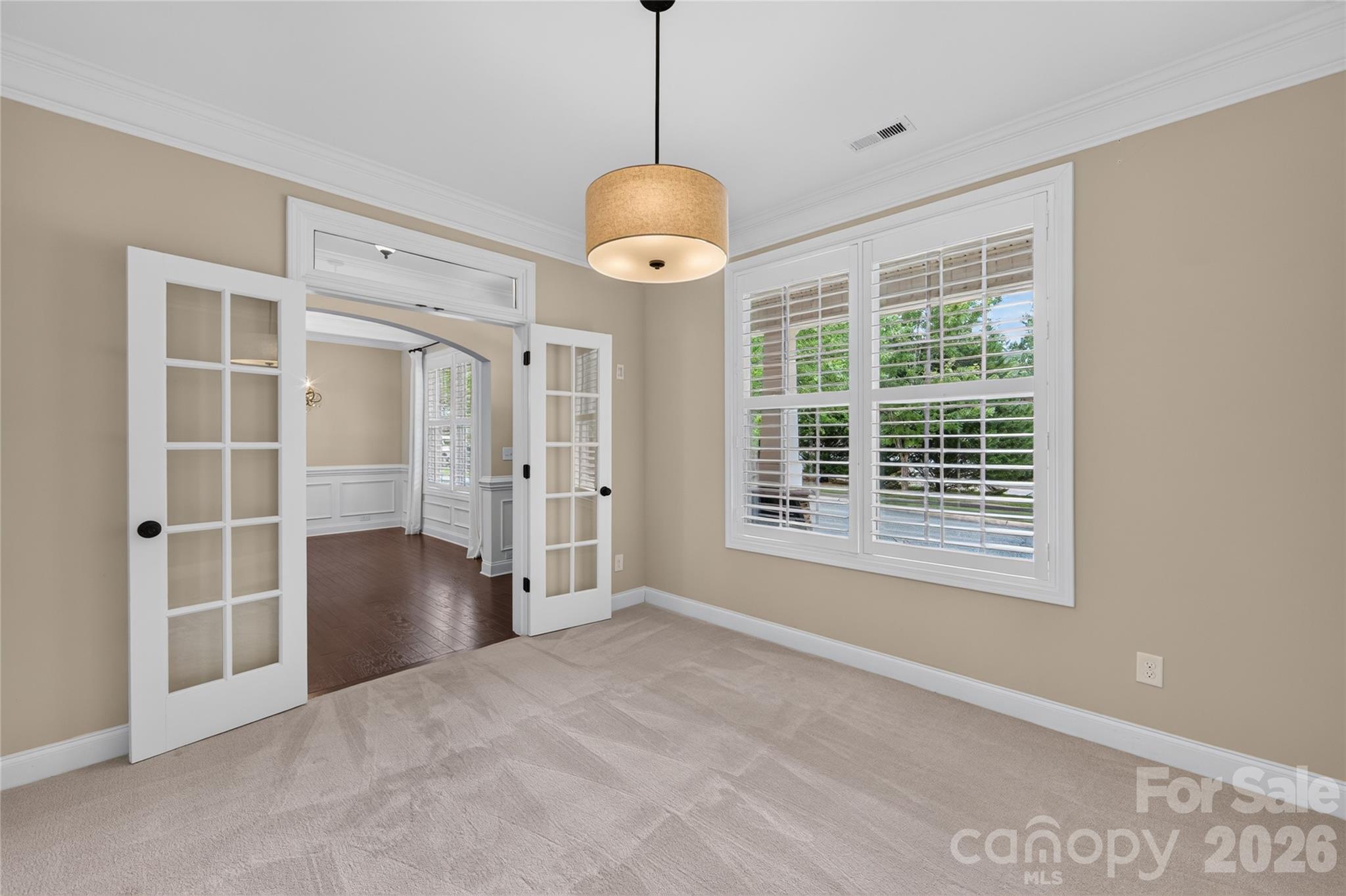 Single Family Residence at 6403 Torrence Trace Drive, Huntersville, photo 6 of 42