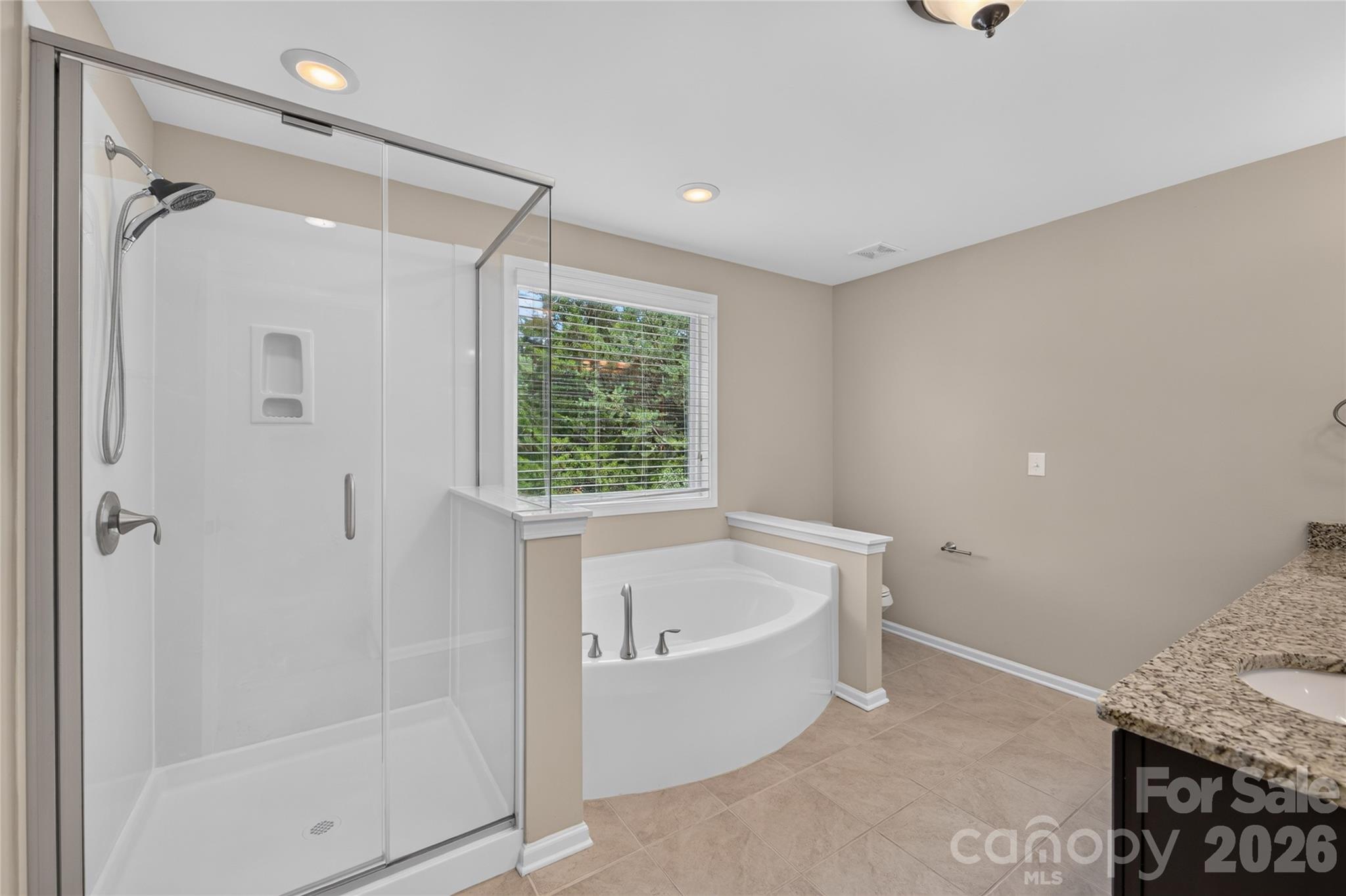 Single Family Residence at 6403 Torrence Trace Drive, Huntersville, photo 25 of 42