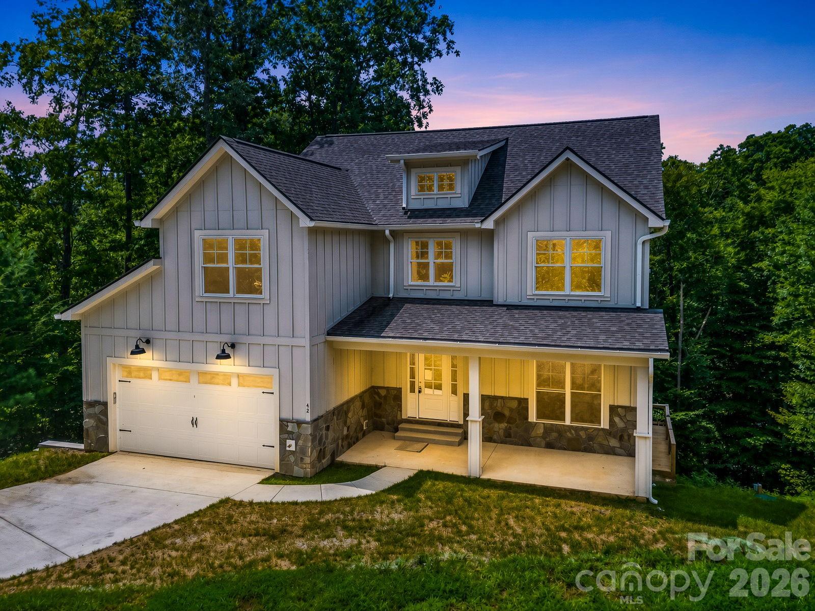 Single Family Residence at 42 Stone Crest Mountain Drive, Black Mountain, photo 9 of 44