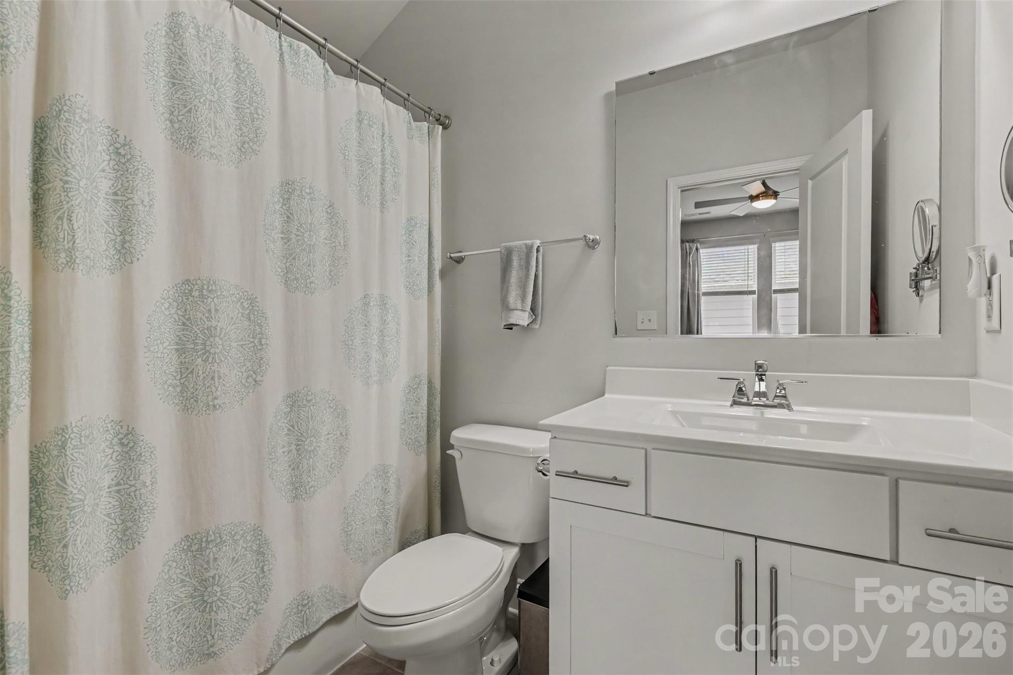 Upstairs bedroom suite/bonus - 402 Dudley Drive, Fort Mill