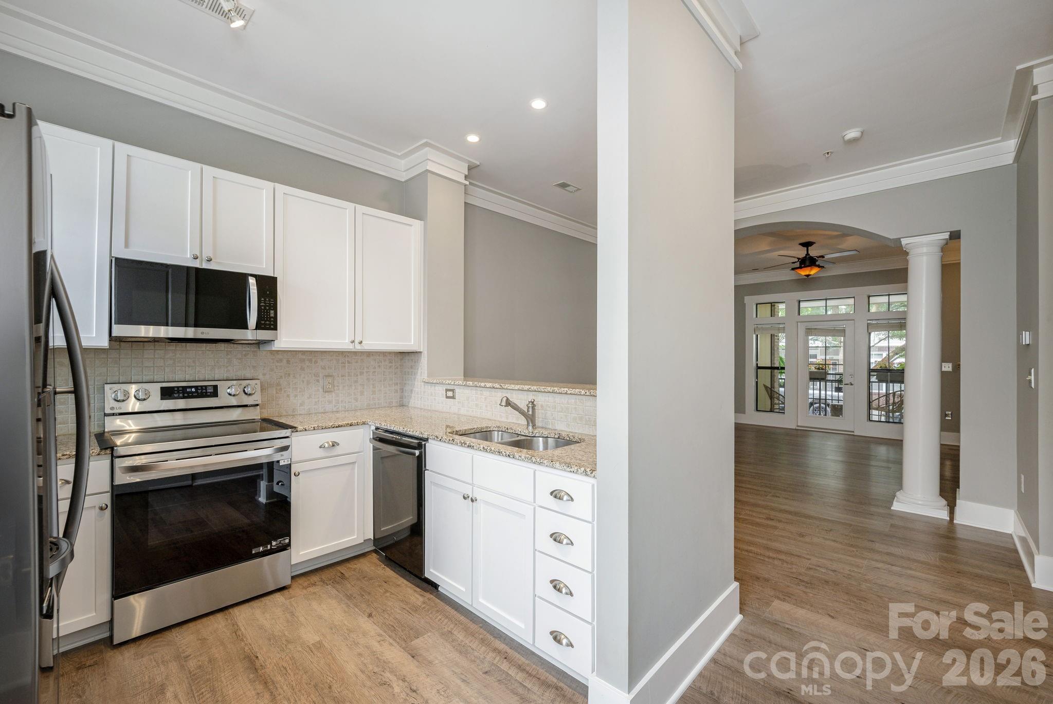 Condominium at 69 Stamford Street, Asheville, photo 14 of 29