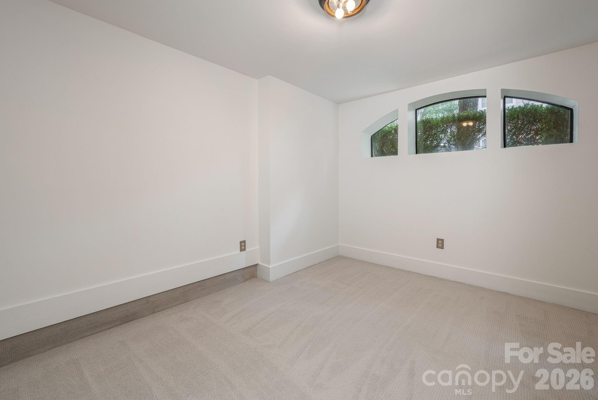 Condominium at 69 Stamford Street, Asheville, photo 27 of 29