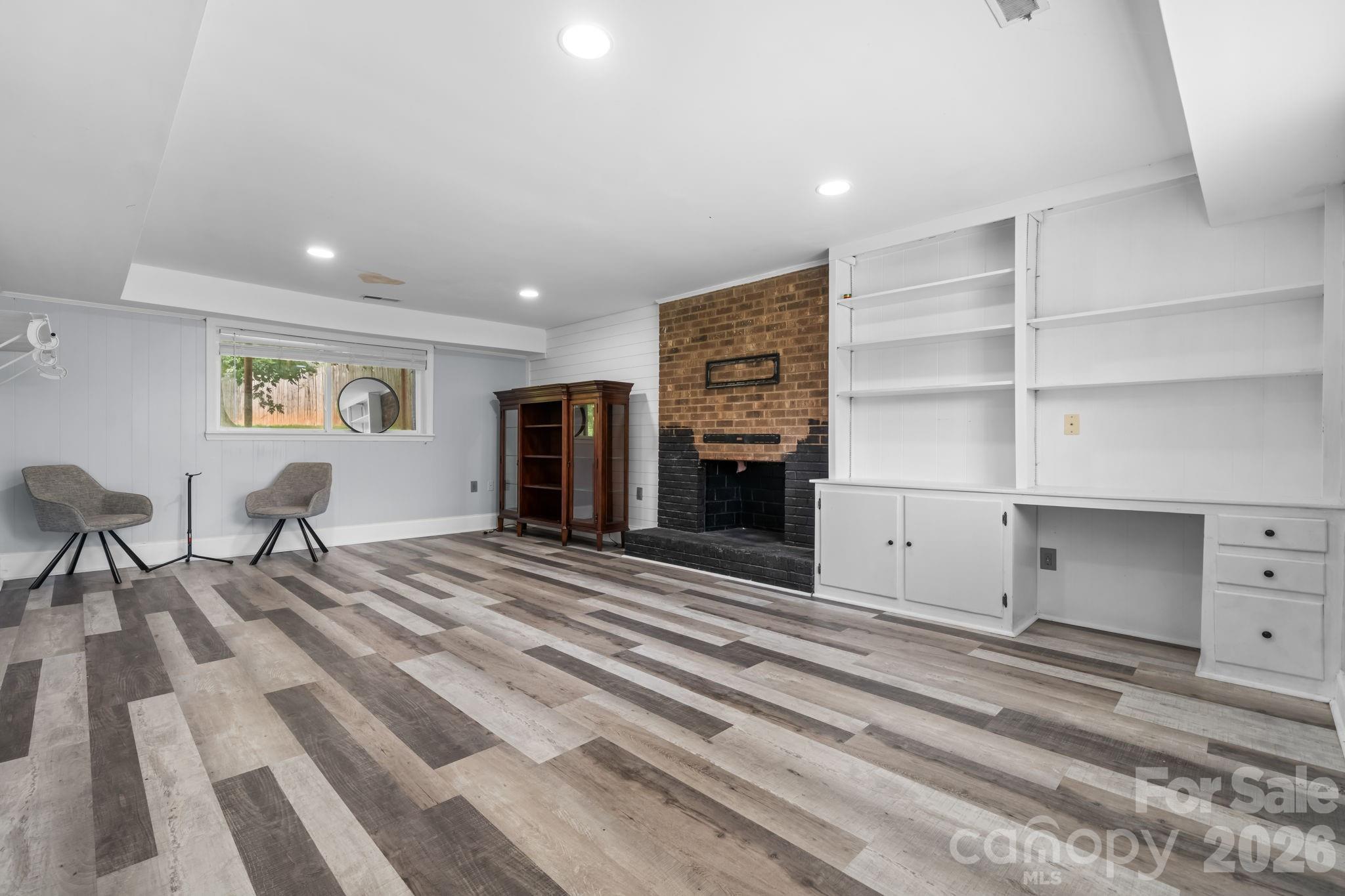 Single Family Residence at 1197 Zion Church Road, Hickory, photo 18 of 28