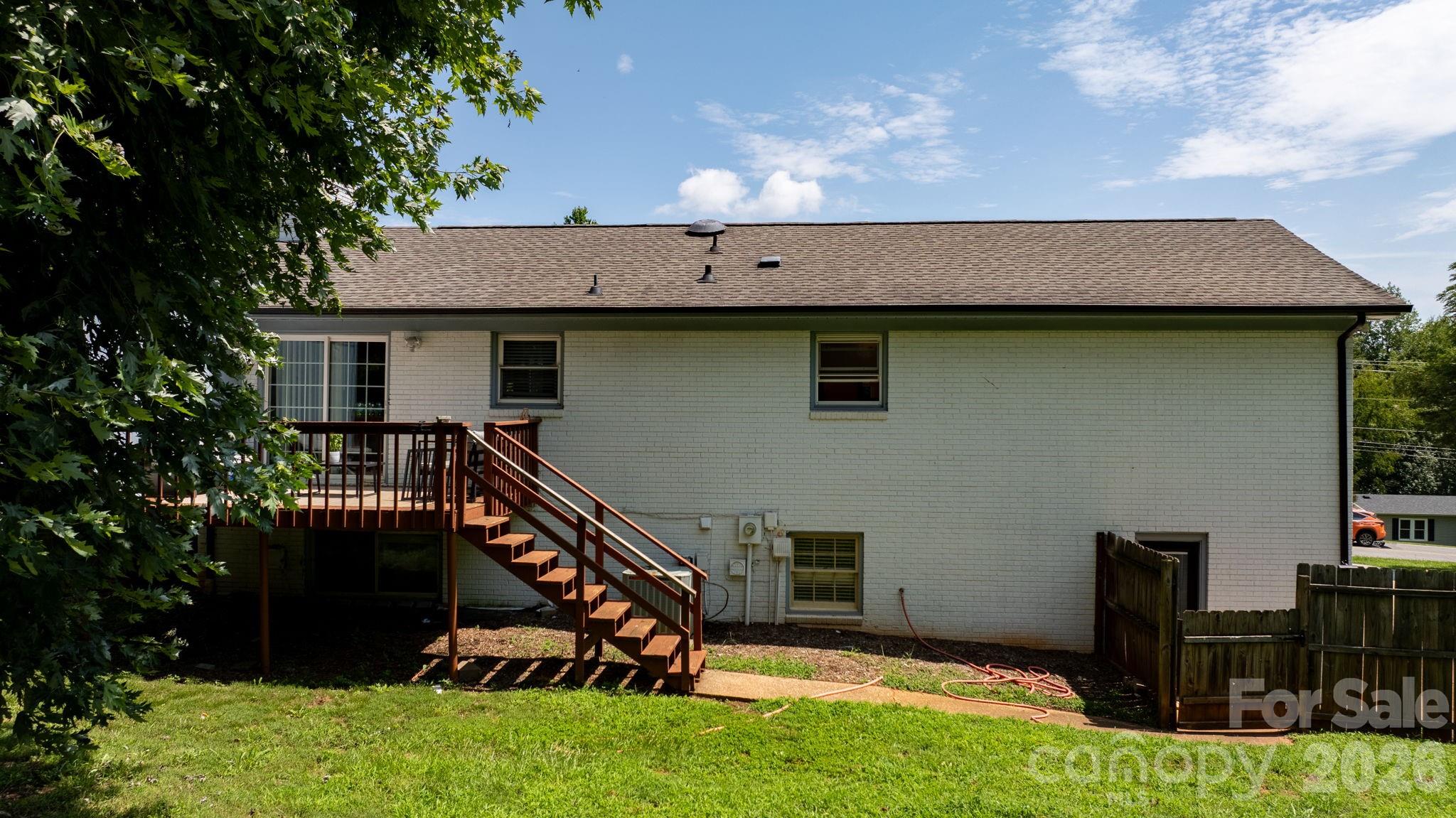 Single Family Residence at 1197 Zion Church Road, Hickory, photo 25 of 28