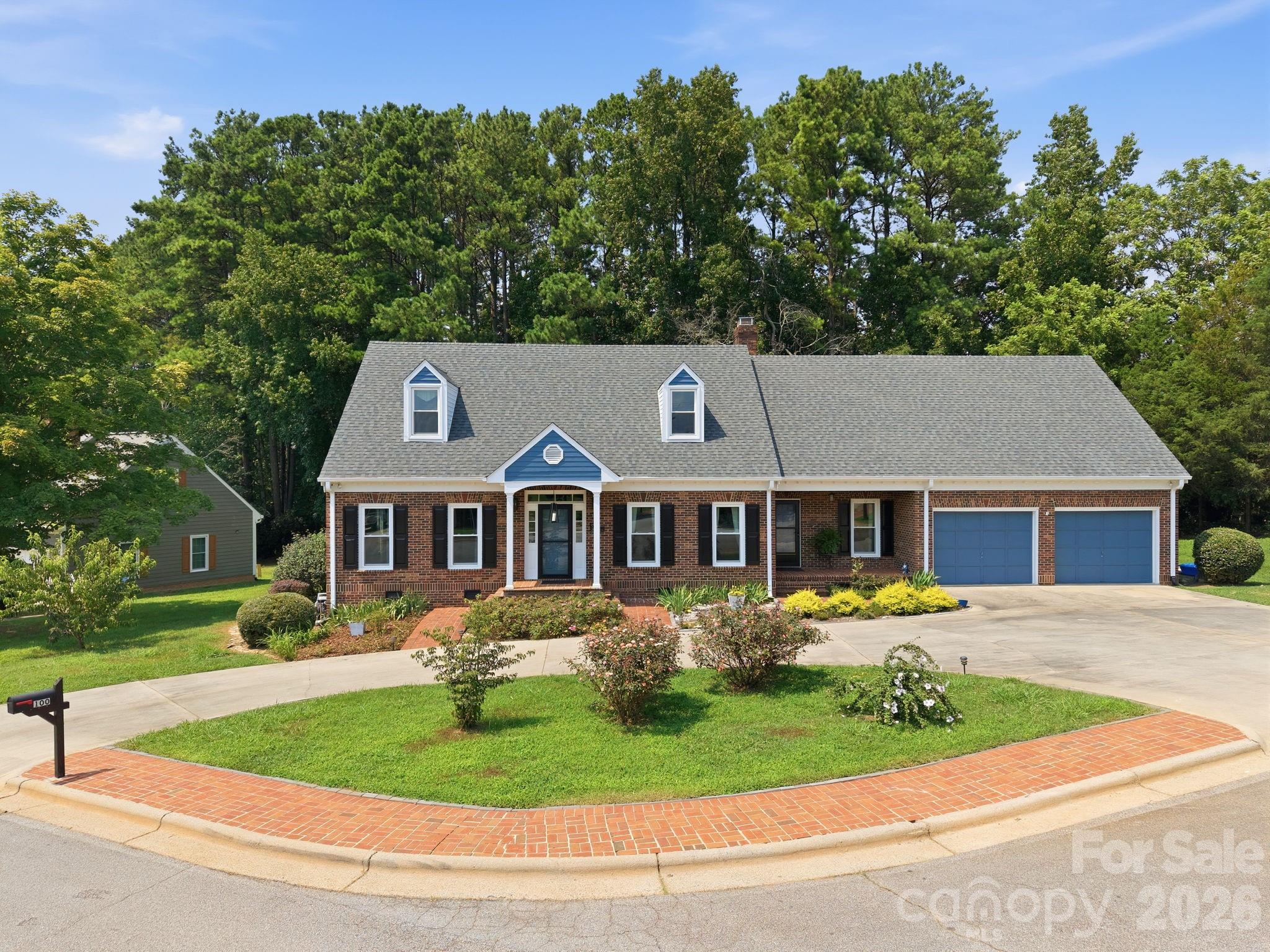 Single Family Residence at 100 Arabian Lane, Salisbury, photo 3 of 46