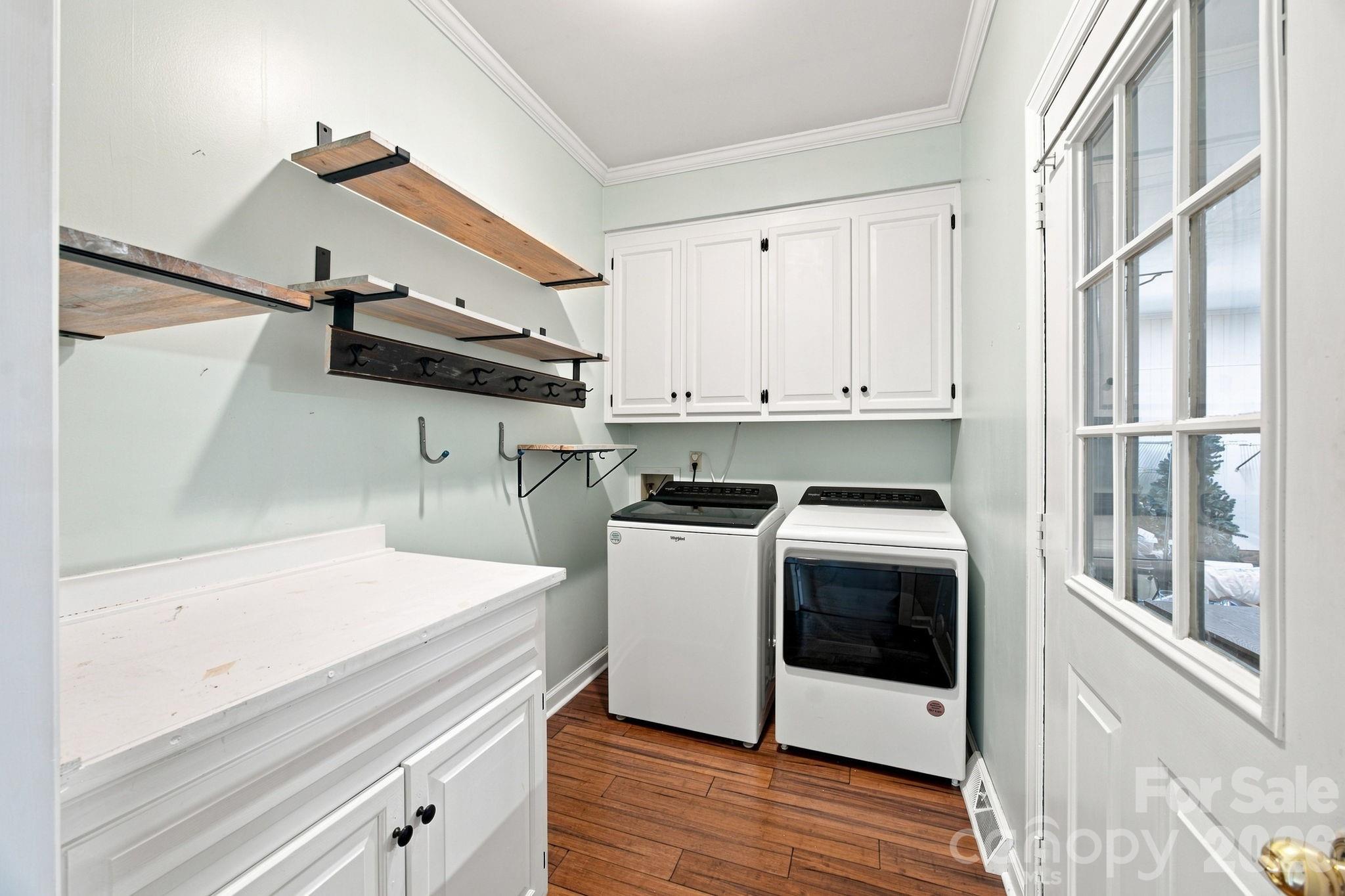 Single Family Residence at 100 Arabian Lane, Salisbury, photo 20 of 46