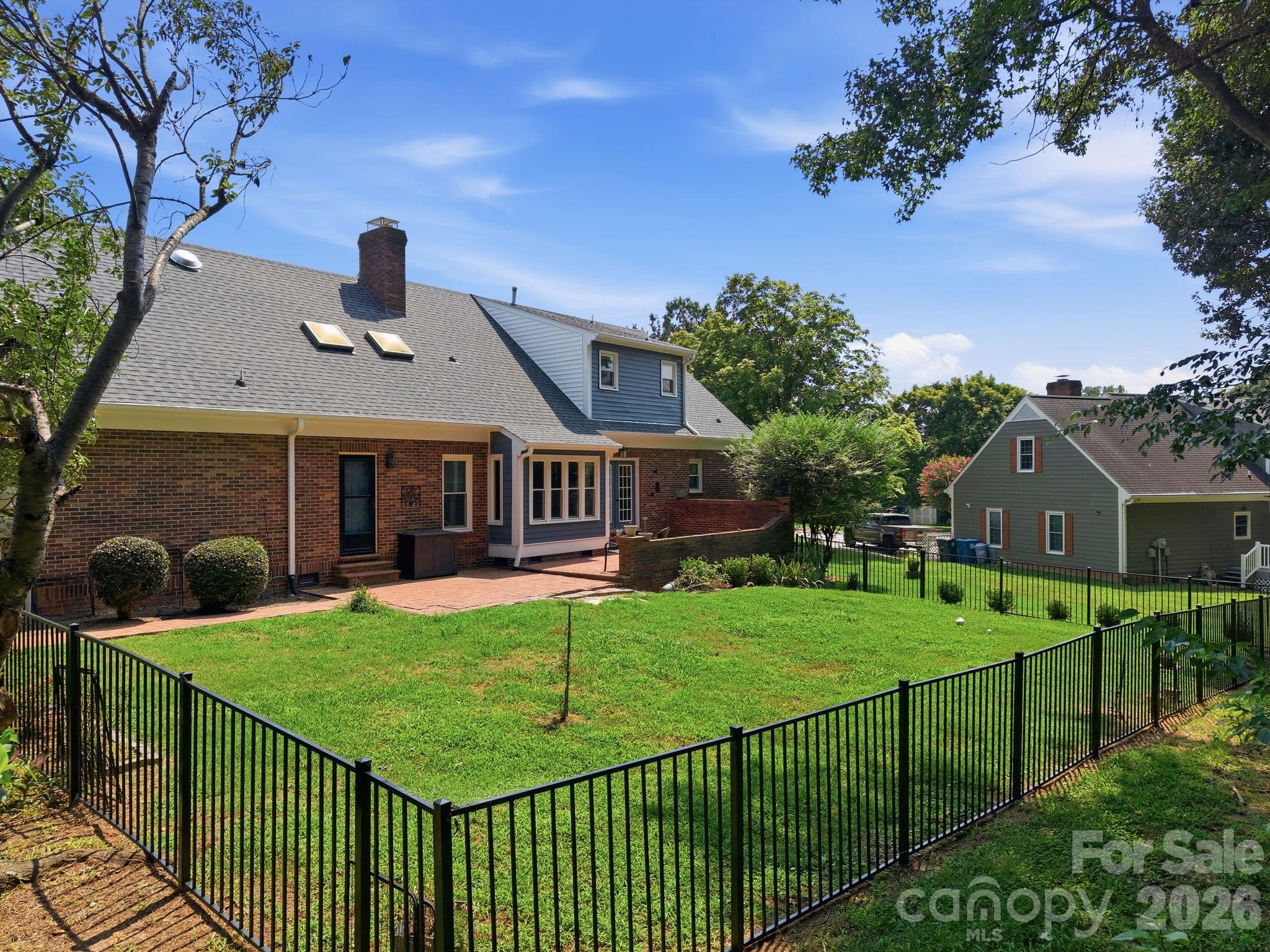 Single Family Residence at 100 Arabian Lane, Salisbury, photo 36 of 46