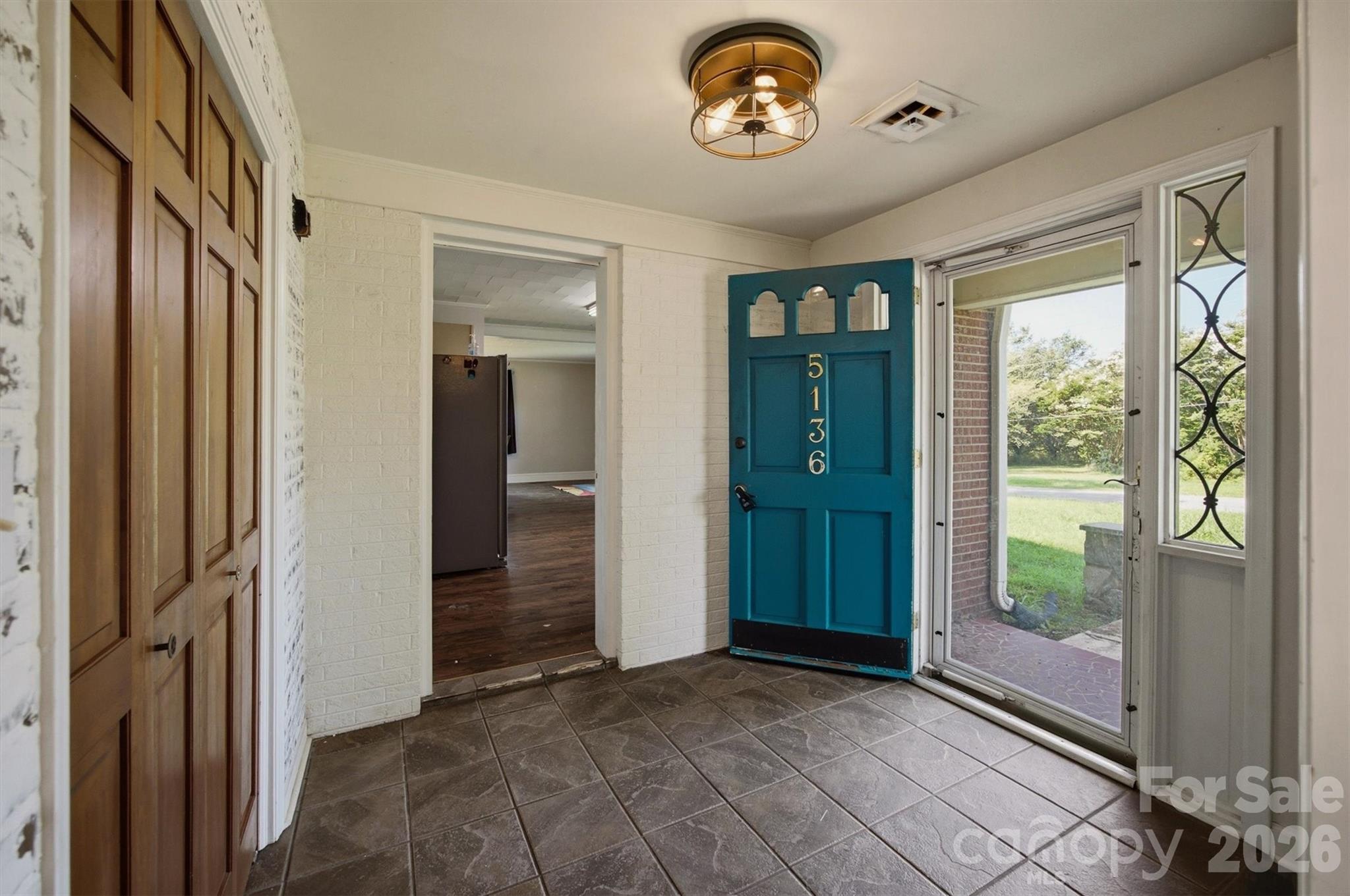 Single Family Residence at 5136 Sherrill Drive, Granite Falls, photo 3 of 22