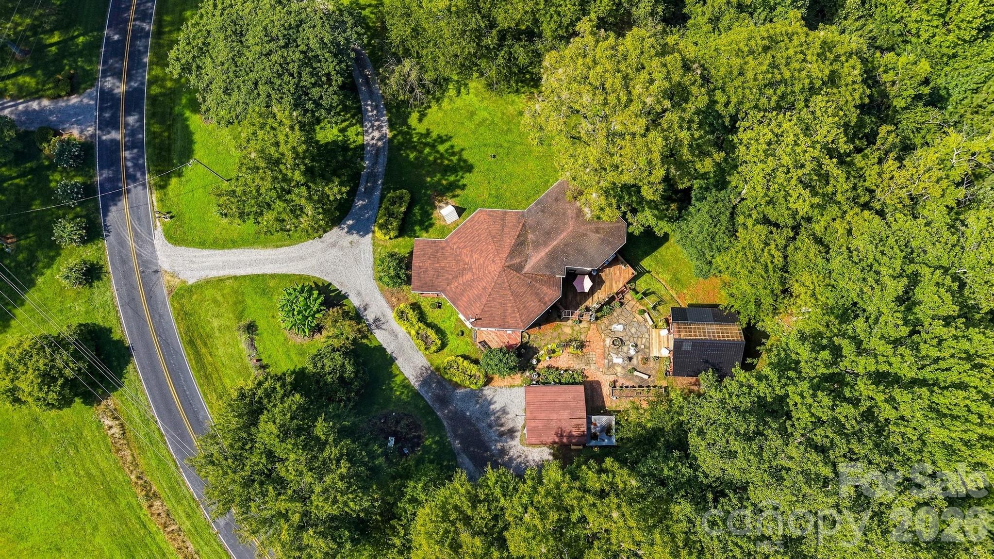 Single Family Residence at 480 Bailey Farm Road, Statesville, photo 12 of 48