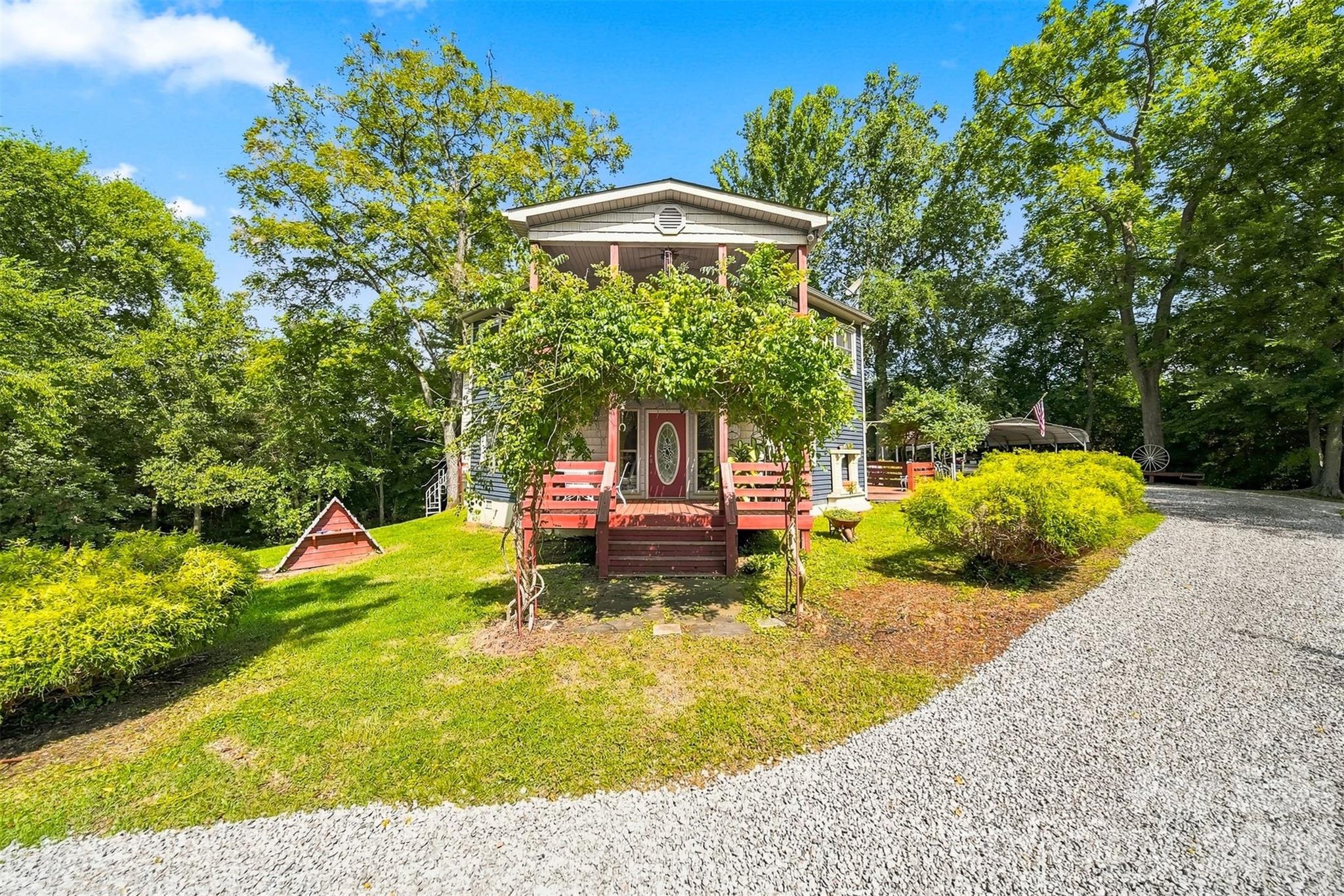 Single Family Residence at 480 Bailey Farm Road, Statesville, photo 13 of 48