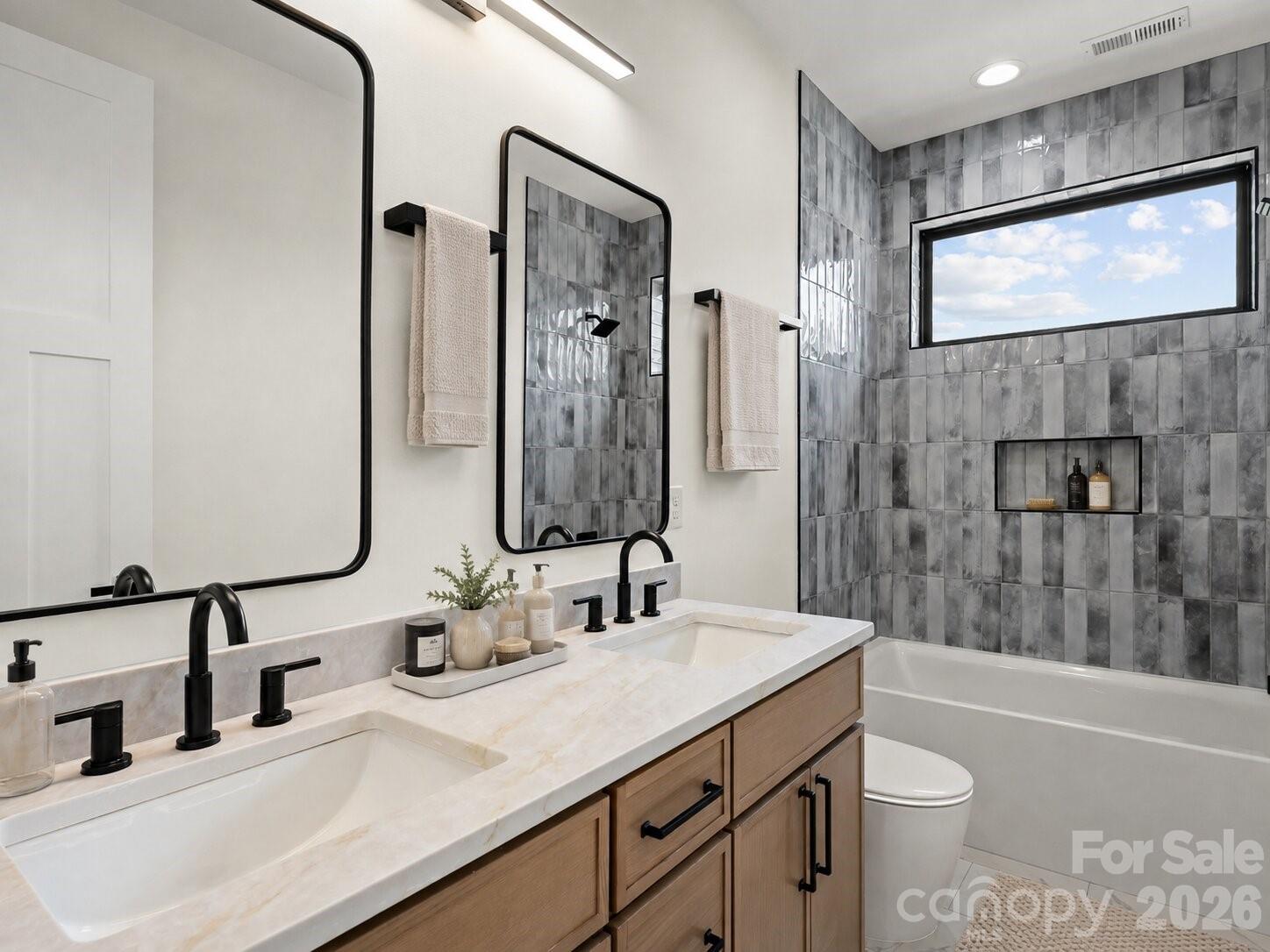 Virtually Staged - 7 Spicebush Lane, Weaverville