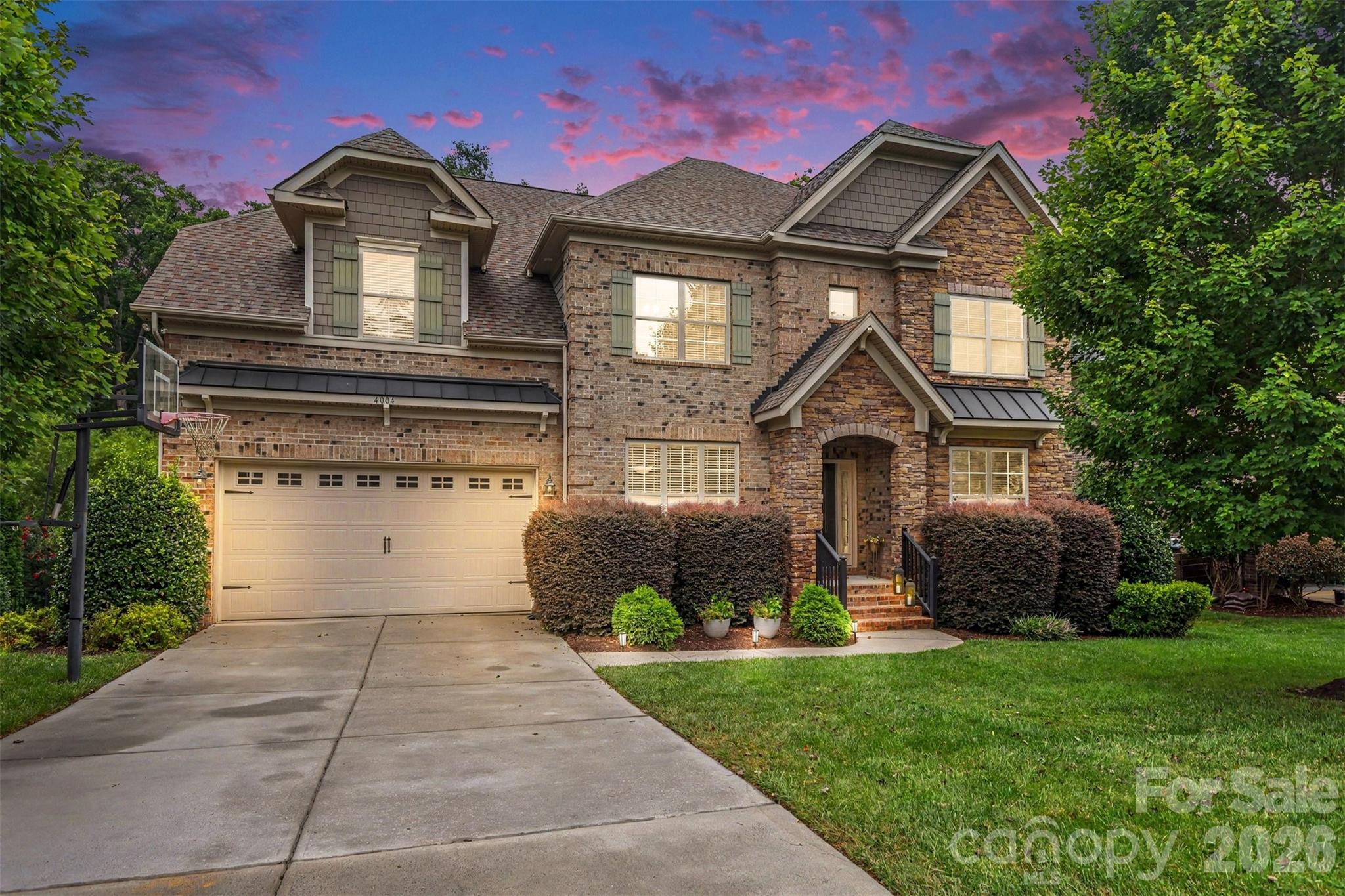 Twilight Front - 4004 Widgeon Way, Waxhaw