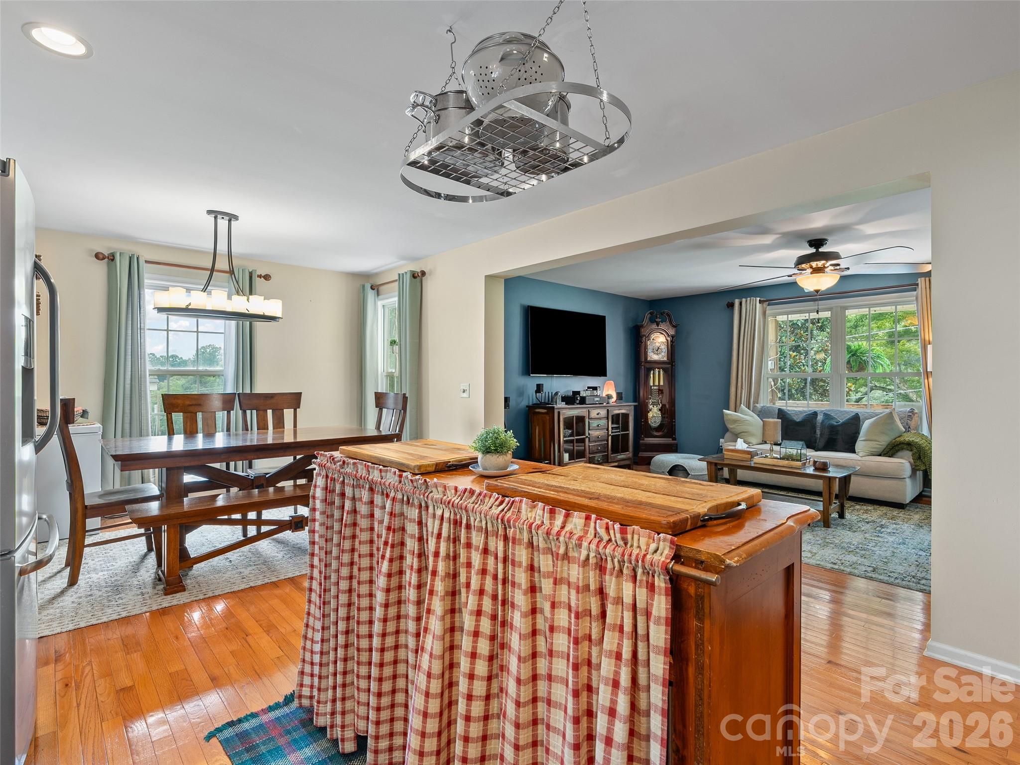 Single Family Residence at 14 Folsom Drive, Candler, photo 9 of 32
