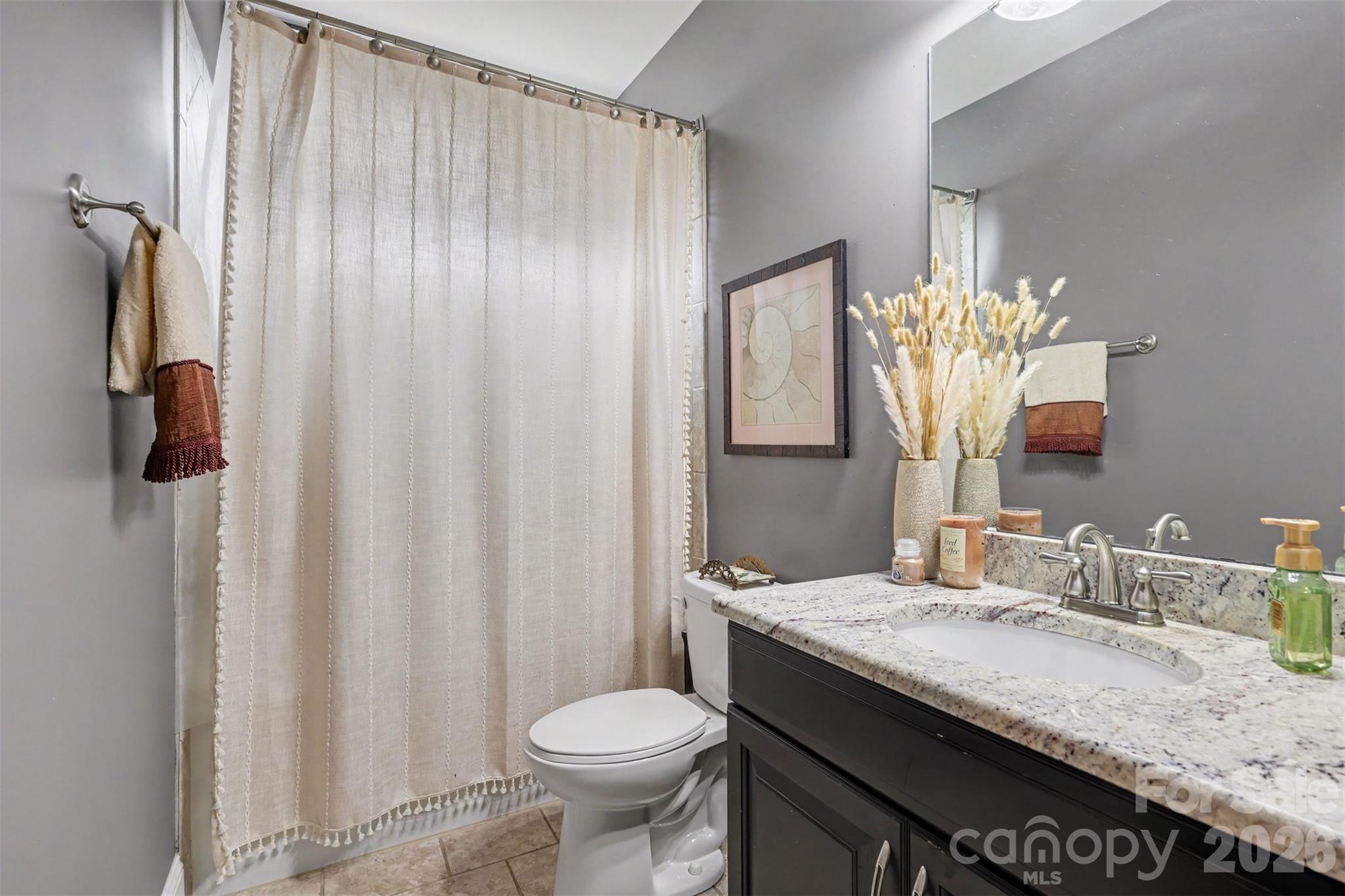 Main Floor Full Bath - 4004 Widgeon Way, Waxhaw