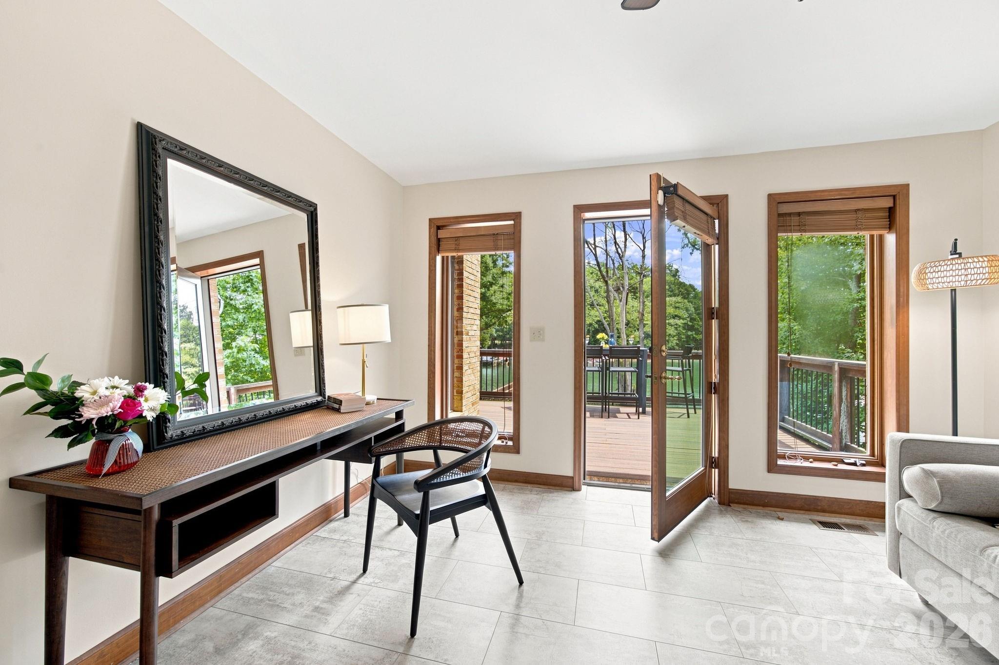 Single Family Residence at 20334 Bethelwood Lane, Cornelius, photo 30 of 47