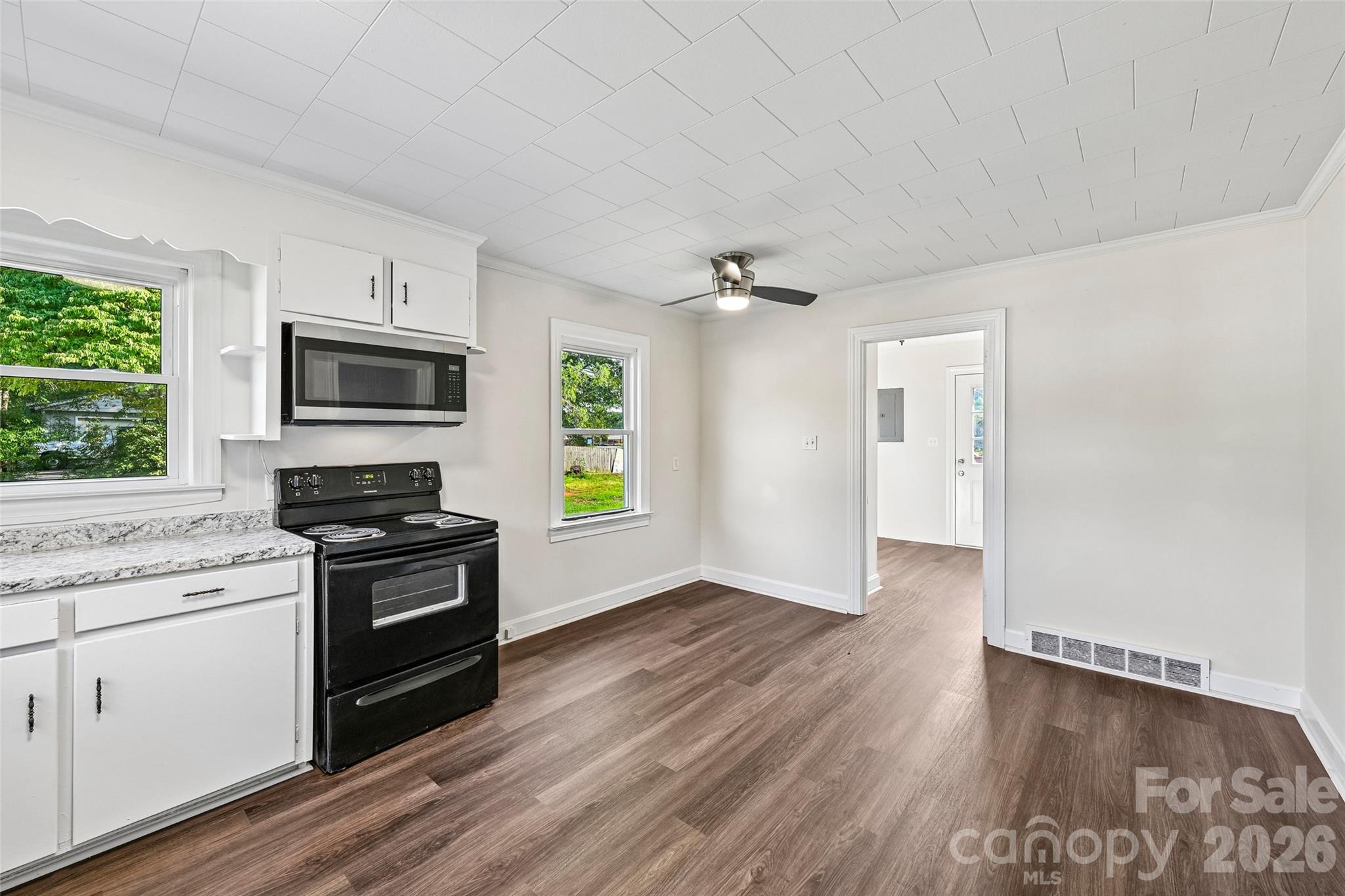Single Family Residence at 94 Galaxie Drive, Taylorsville, photo 3 of 24