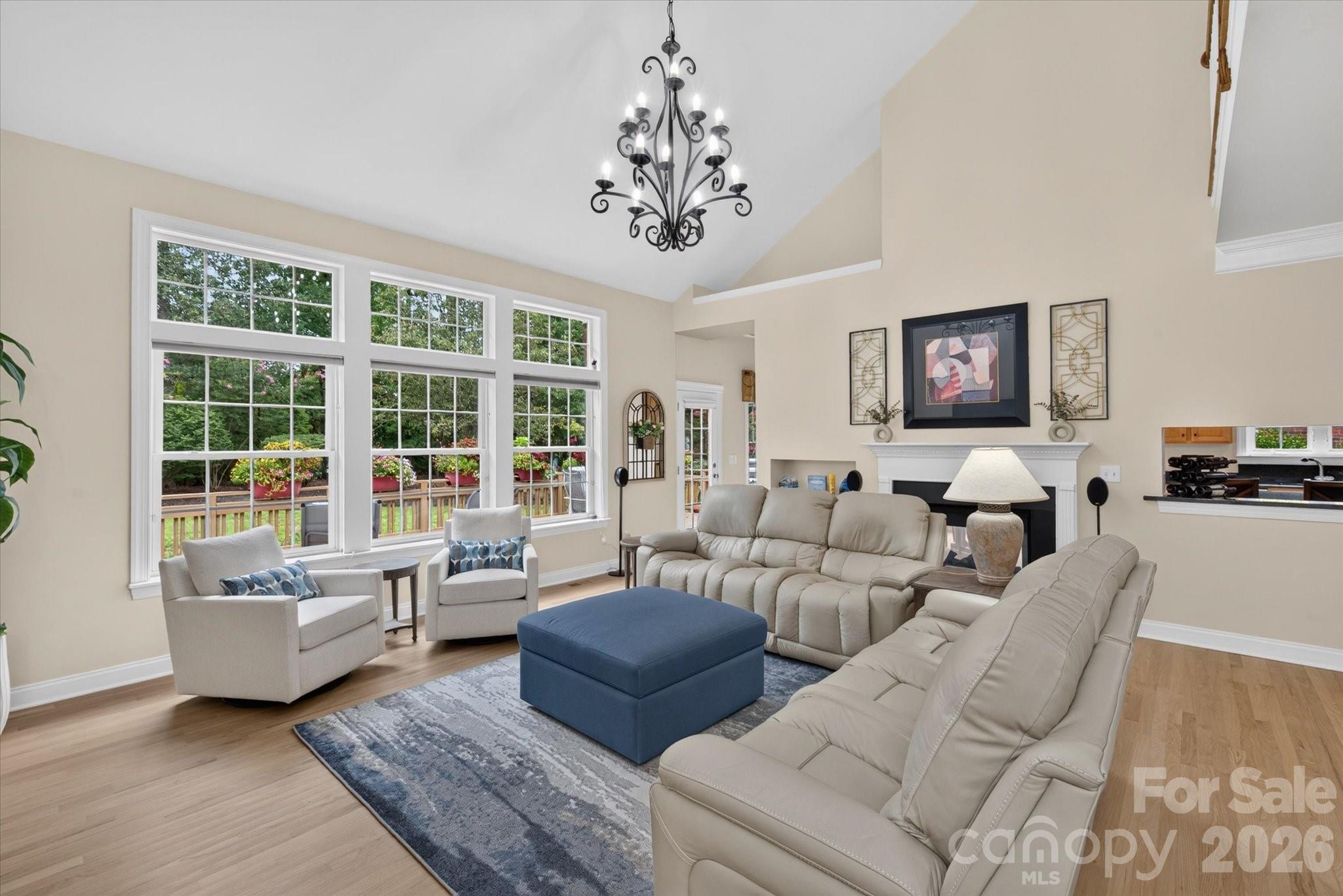 Single Family Residence at 8306 Denholme Drive, Waxhaw, photo 10 of 36