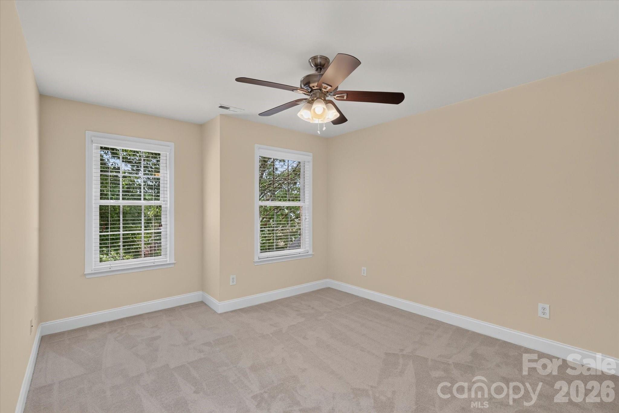 Secondary bedroom - 8306 Denholme Drive, Waxhaw