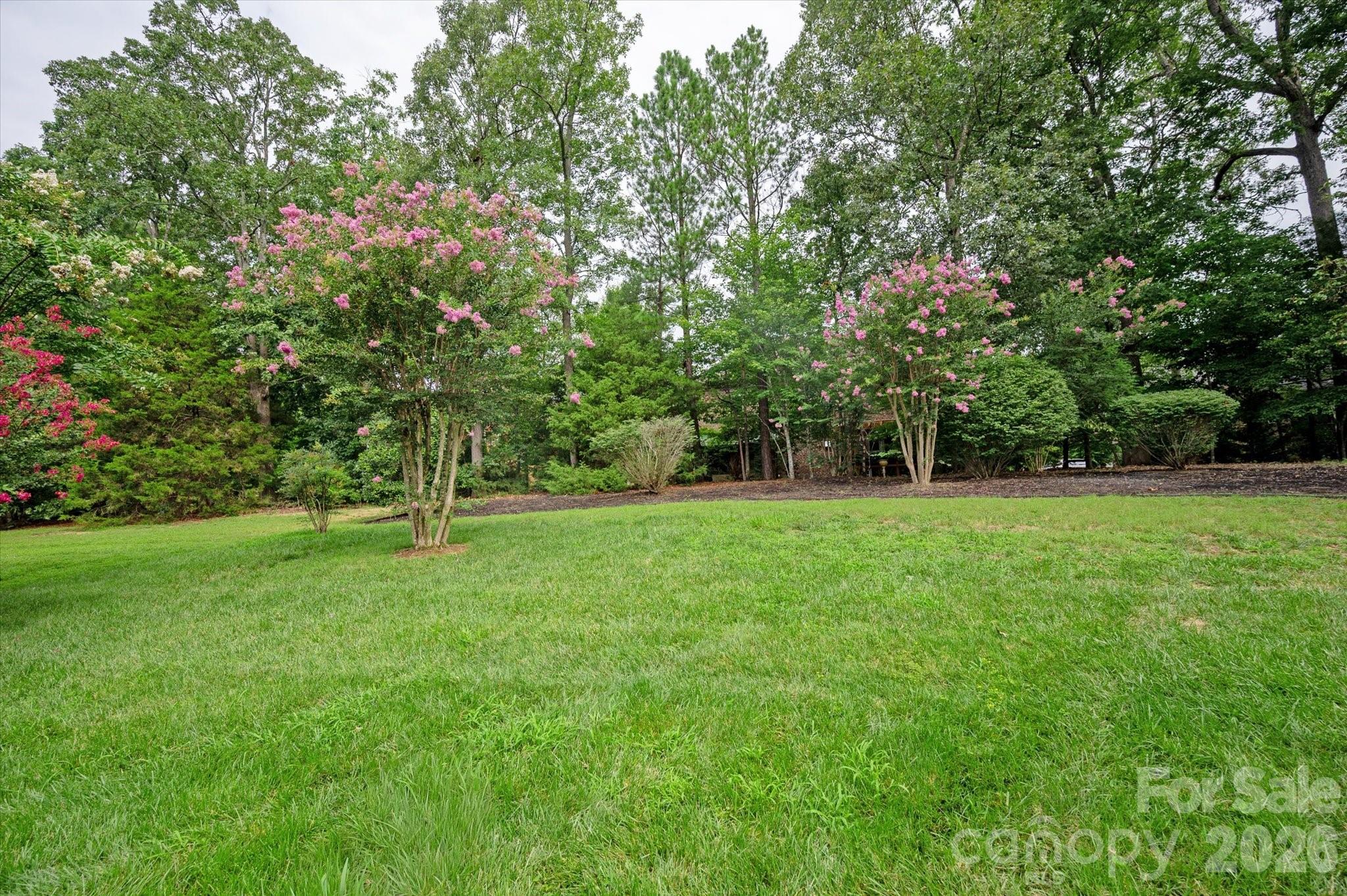 Single Family Residence at 8306 Denholme Drive, Waxhaw, photo 33 of 36