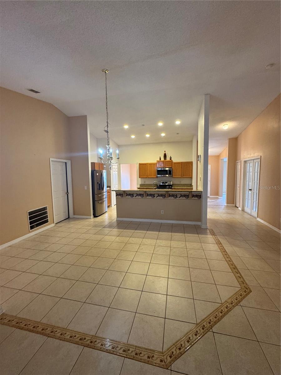 Single Family Residence at 1112 JUNIPER HAMMOCK CT, WINTER GARDEN, photo 9 of 18