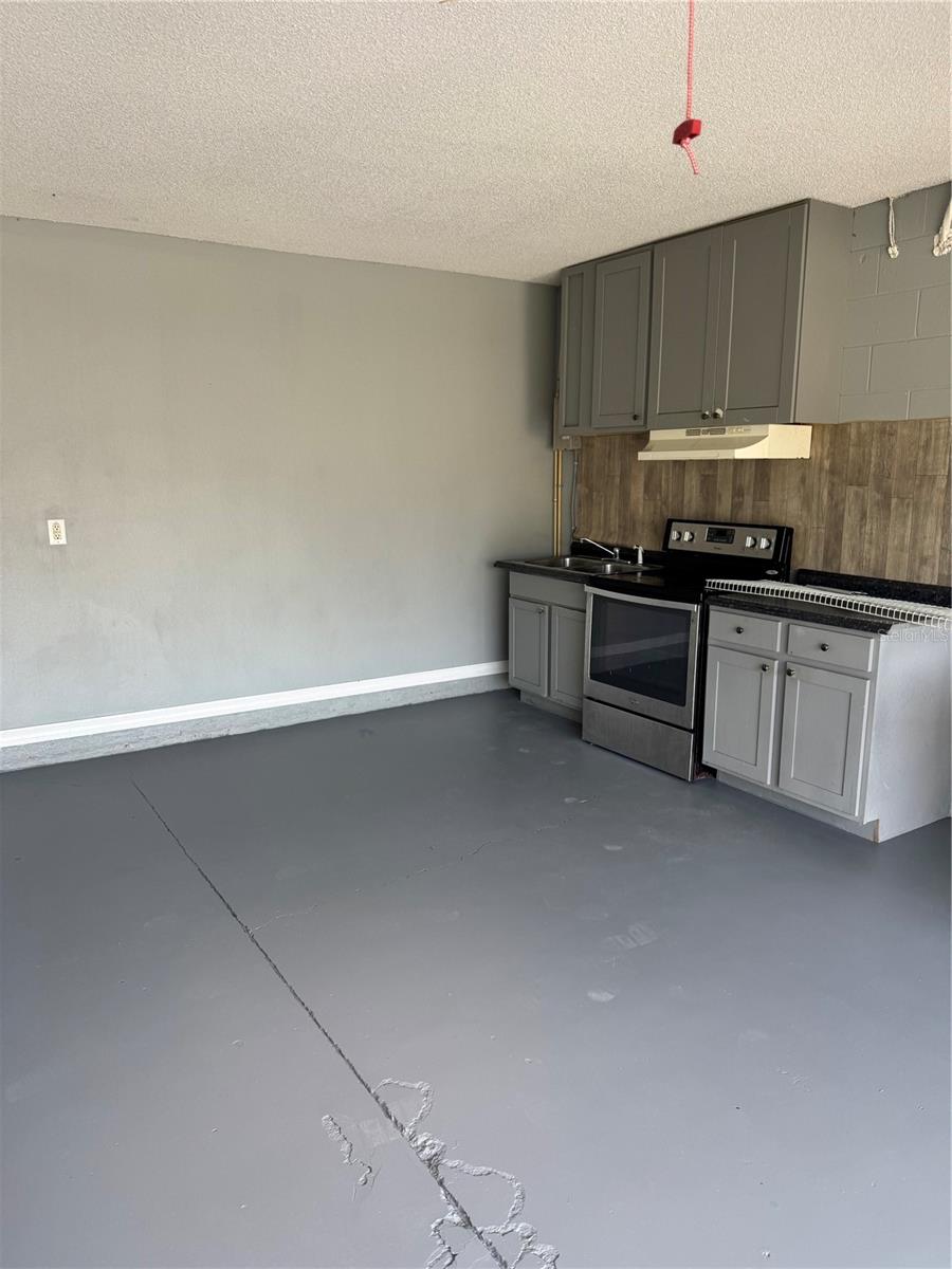 Single Family Residence at 1112 JUNIPER HAMMOCK CT, WINTER GARDEN, photo 17 of 18